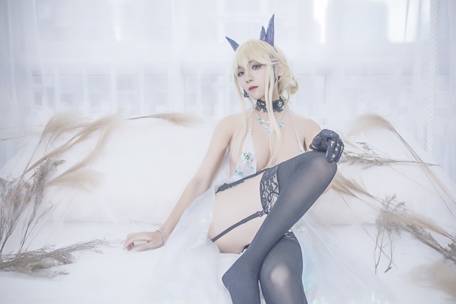 夏邪Yee - 黑枪呆万圣节礼服 [50P]