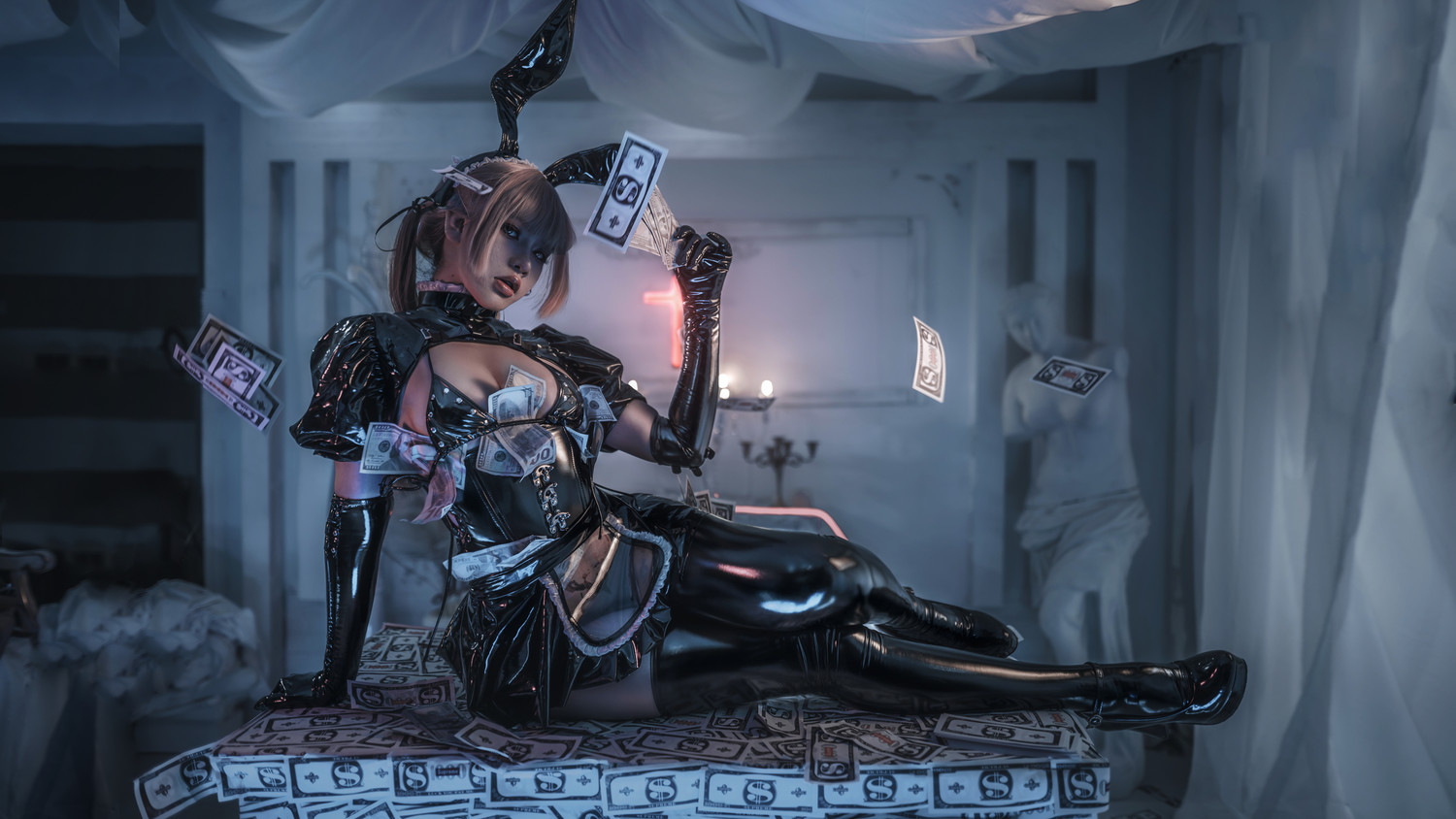 uki雨季 - 兔女郎 [26P]