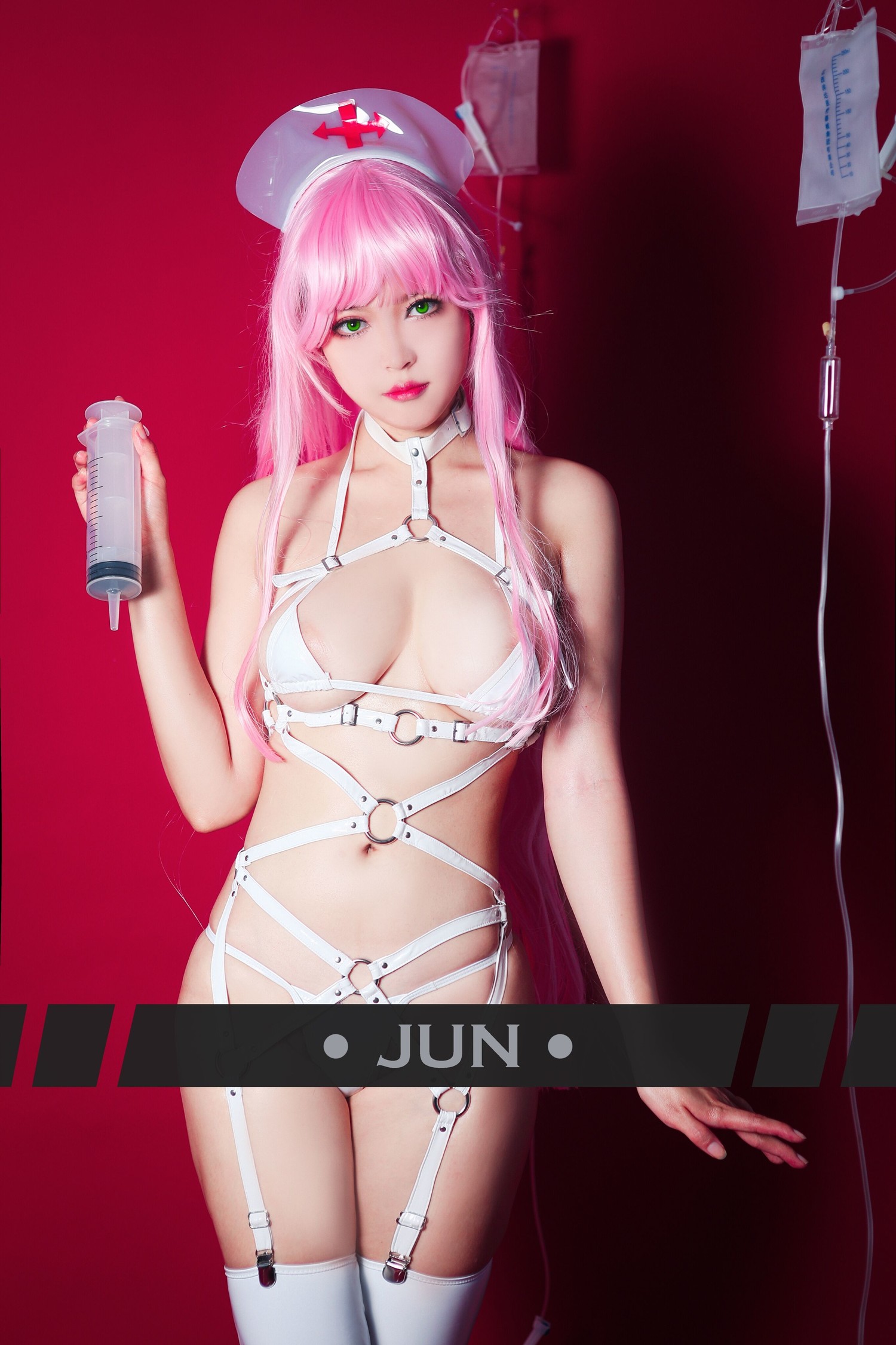 君君今天犯蠢了吗 – 透明护士 [20P]