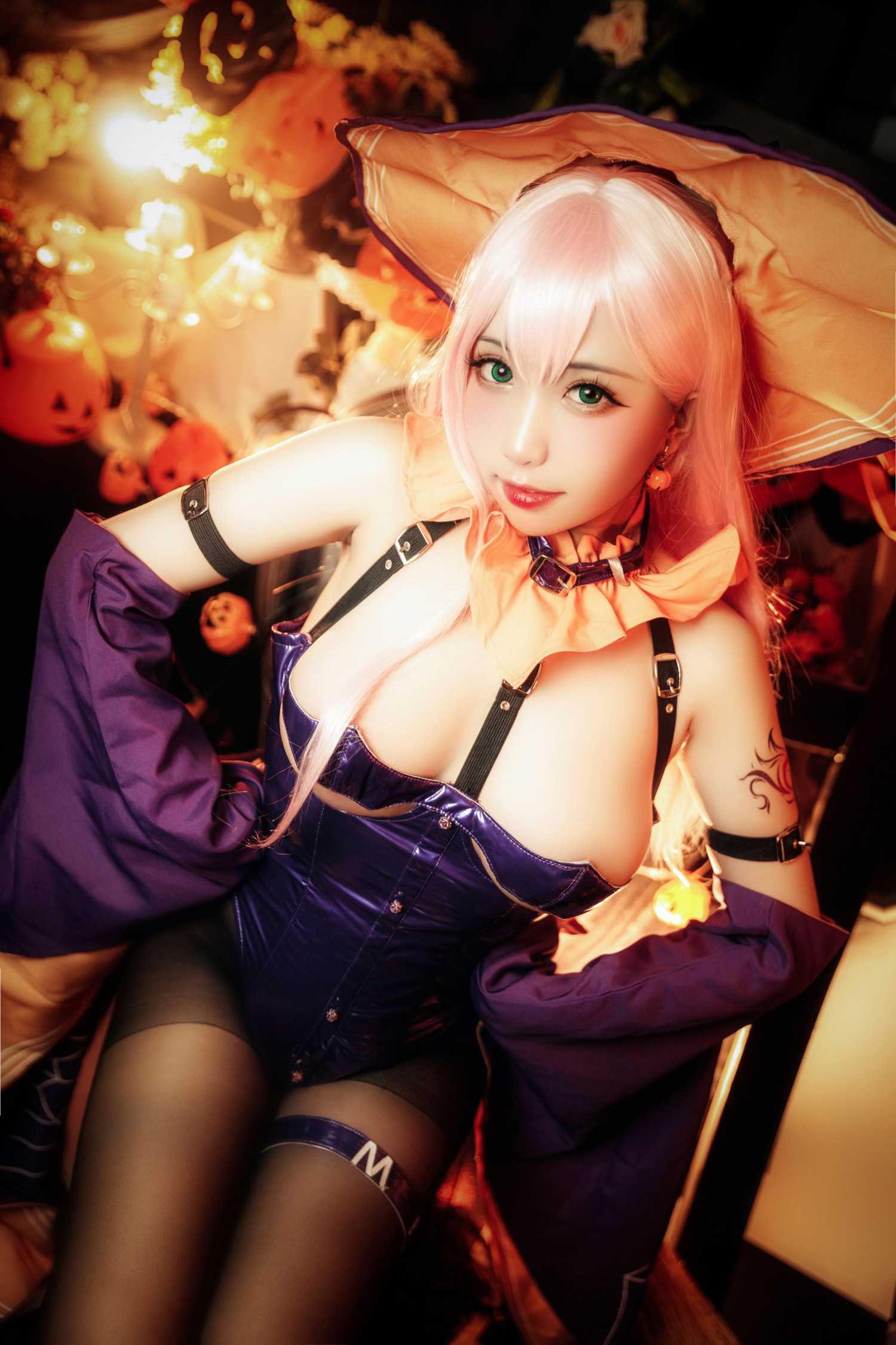 猫田圣奈奈 – 孟菲斯万圣 [25P]