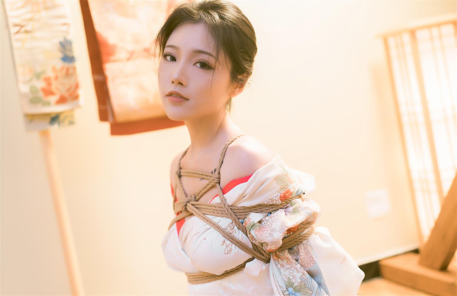 桃良阿宅 紧缚 [56P-274MB]