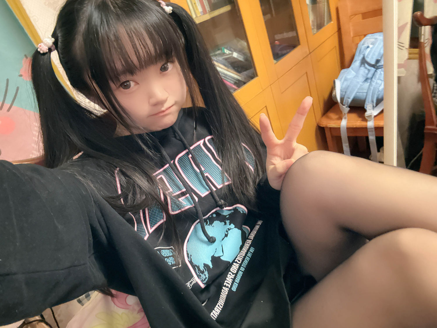 神沢永莉 别看大姐姐啦 [78P1V-1.42GB]