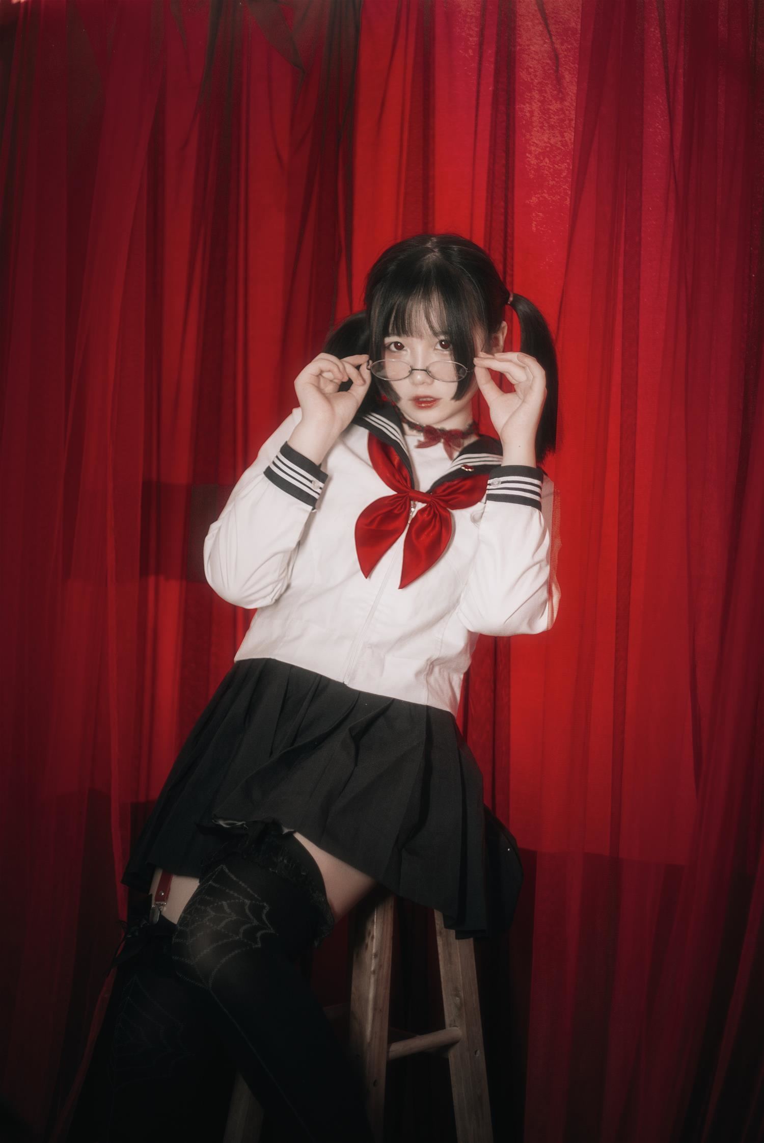 阿半今天很开心 小恶魔 [43P-378MB]