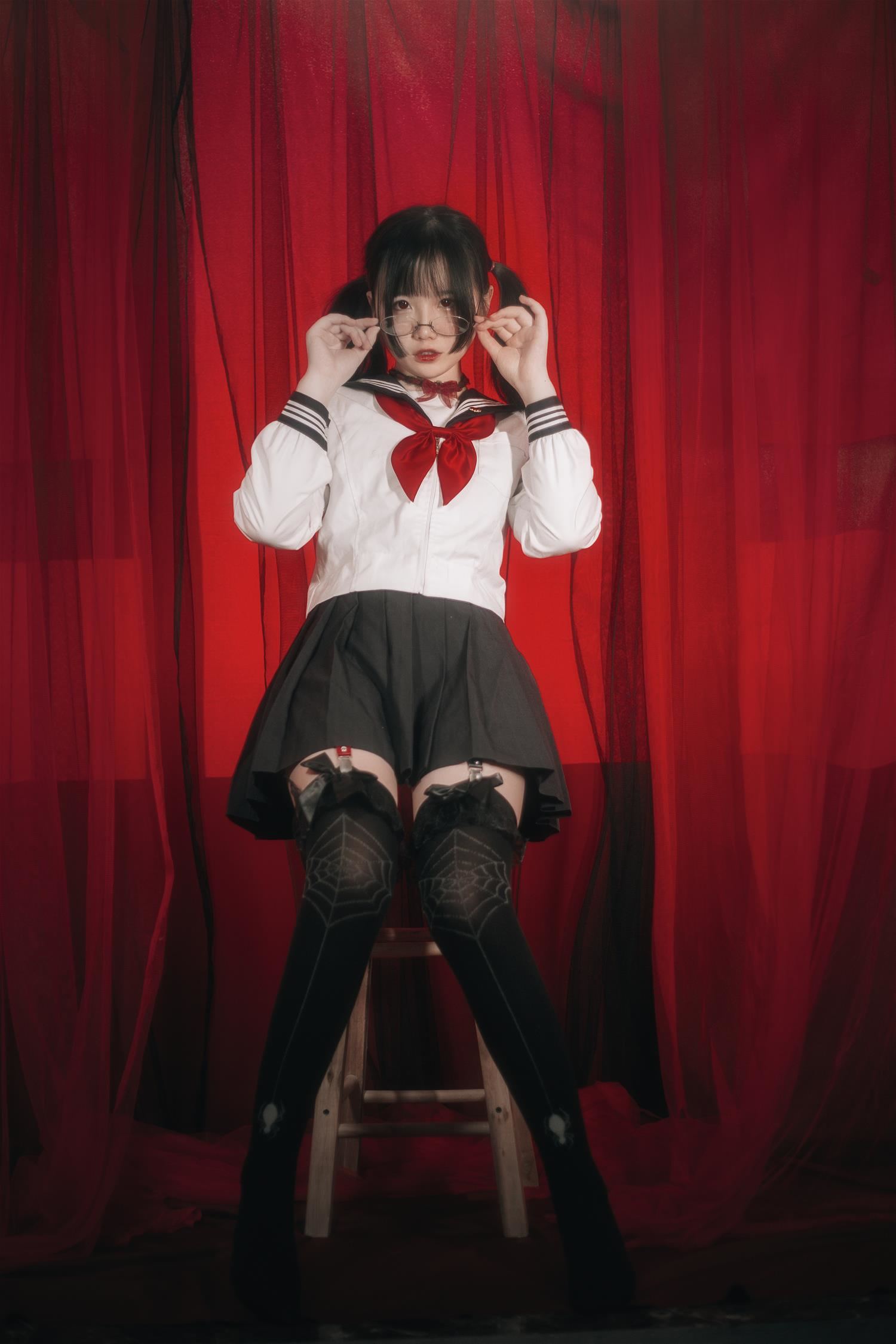 阿半今天很开心 小恶魔 [43P-378MB]