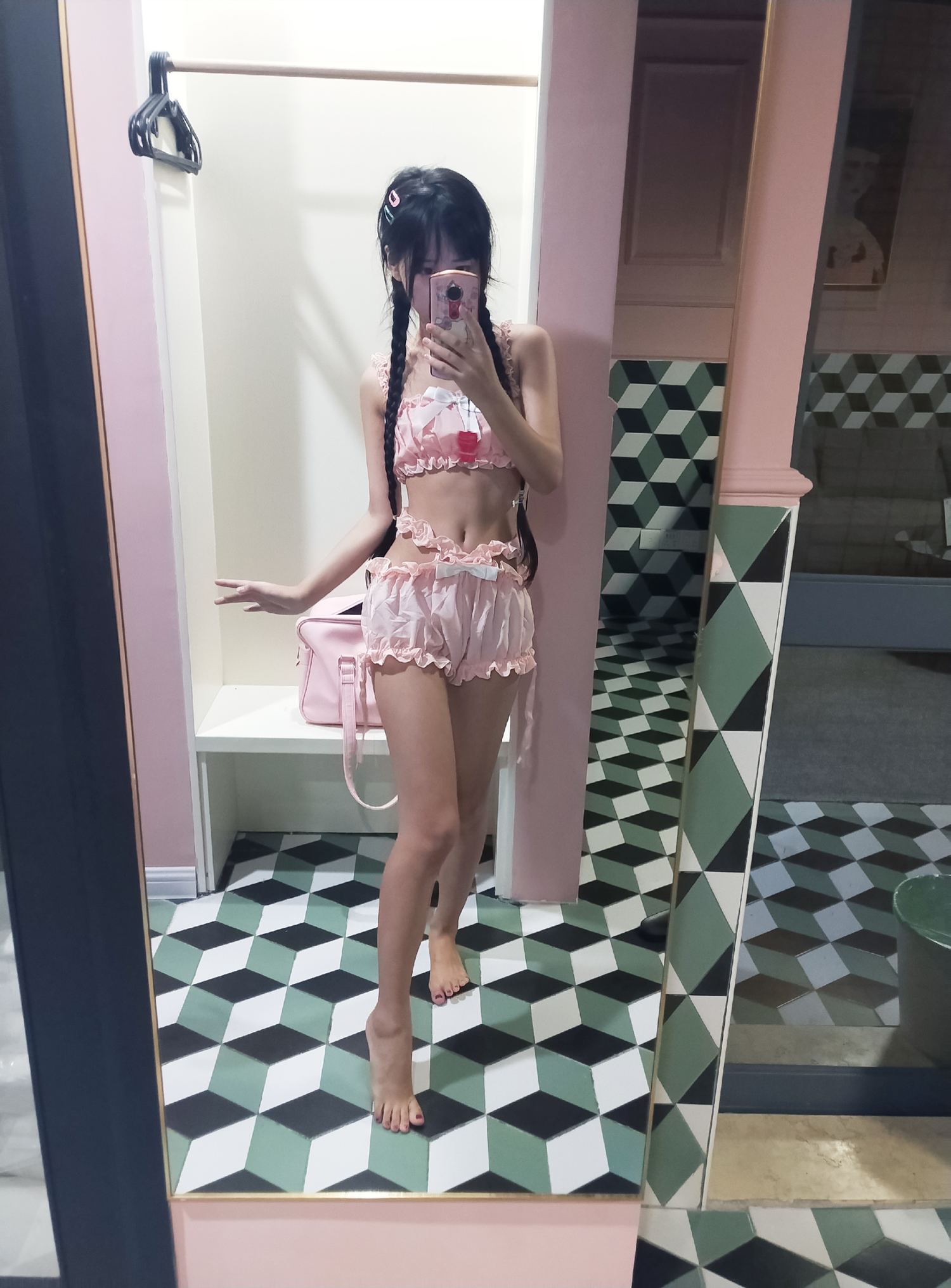 萌芽儿o0 南瓜睡衣 [26P-106MB]