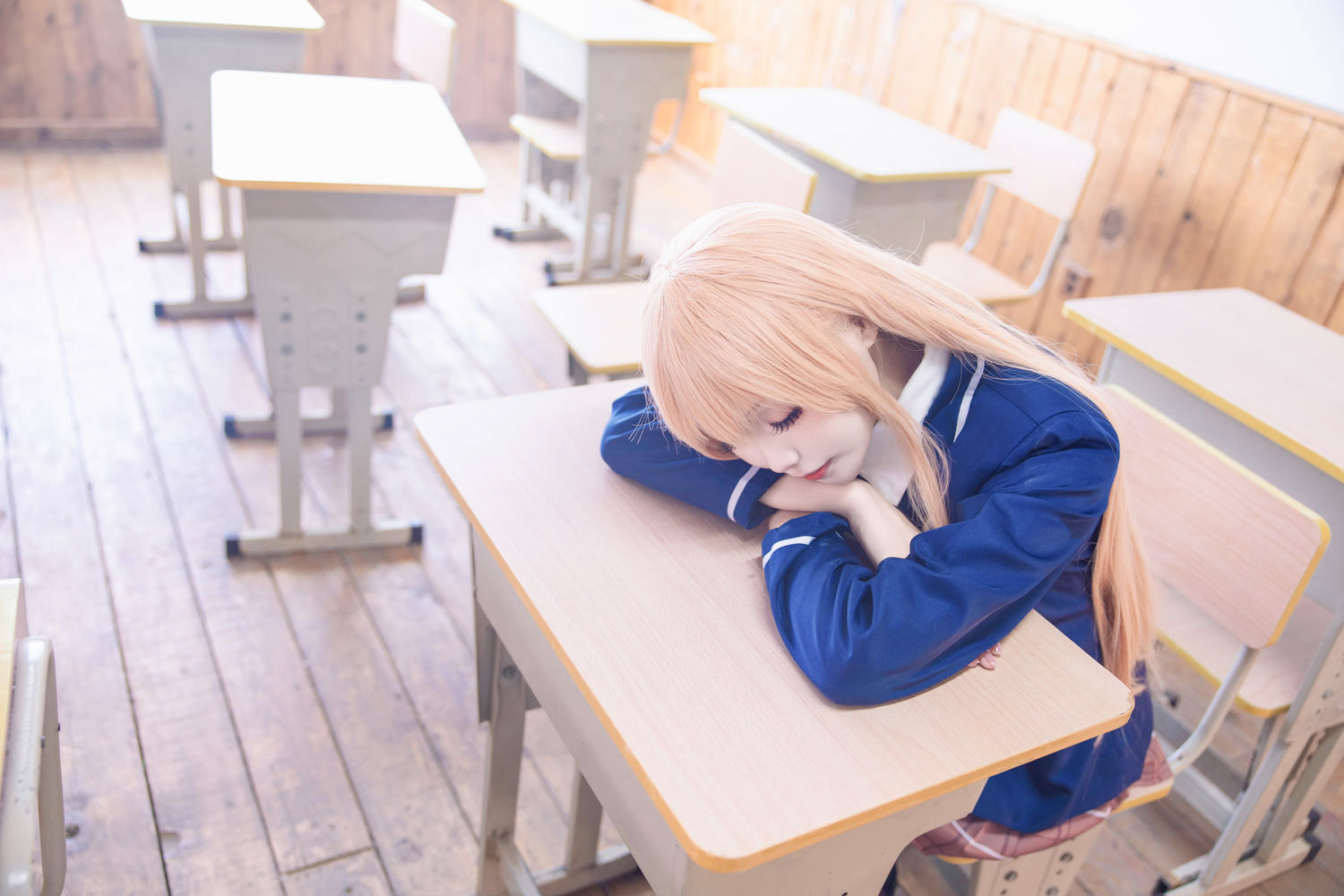 艾西aiwest 邻家天使 椎名真昼 [40P-380MB]