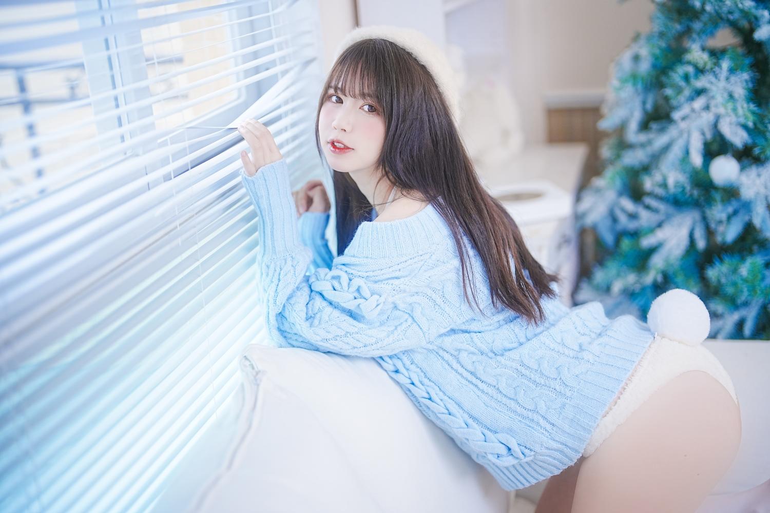 Tina很妖孽呀 蓝色秋冬毛衣 [27P-168MB]