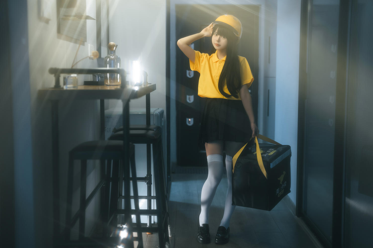 rua阮阮 白丝外卖员 [40P-703MB]