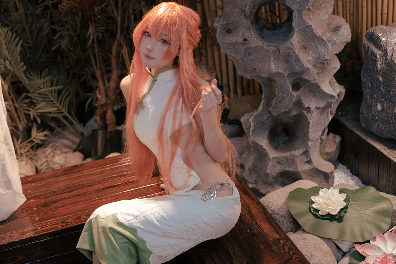 阿包也是兔娘 碧蓝航线英仙座旗袍 [30P-210MB]