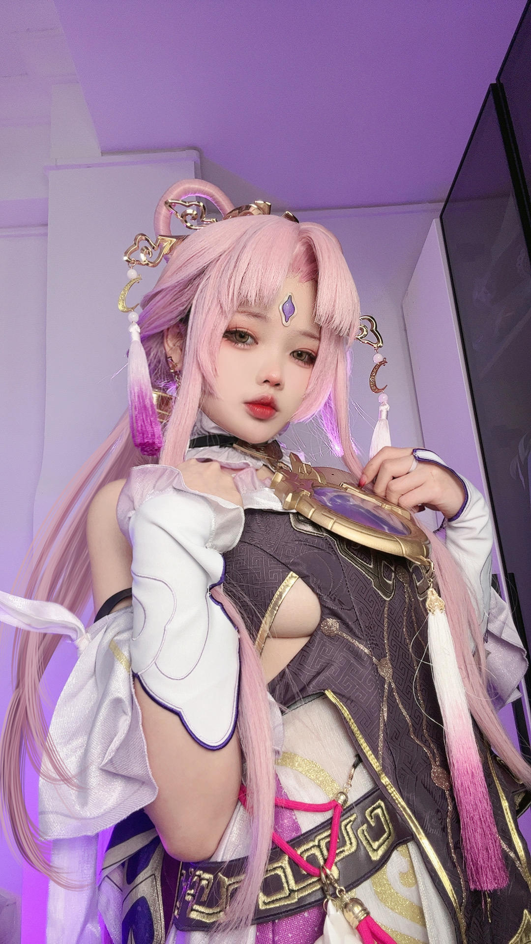 小瑶幺幺 符玄自拍版 [58P4V-193MB]