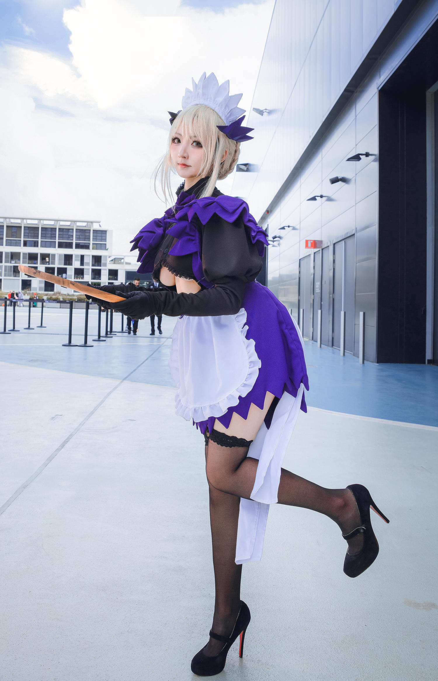 风筝筝筝w 黑枪呆场照 [8P-114MB]