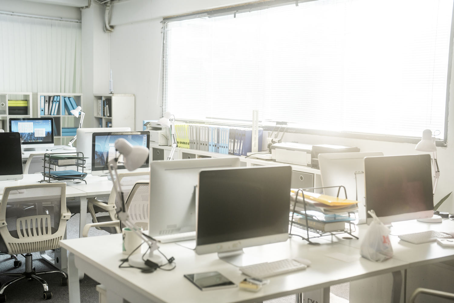 蠢沫沫 四月订阅 工作时间 [98P-2.62GB]