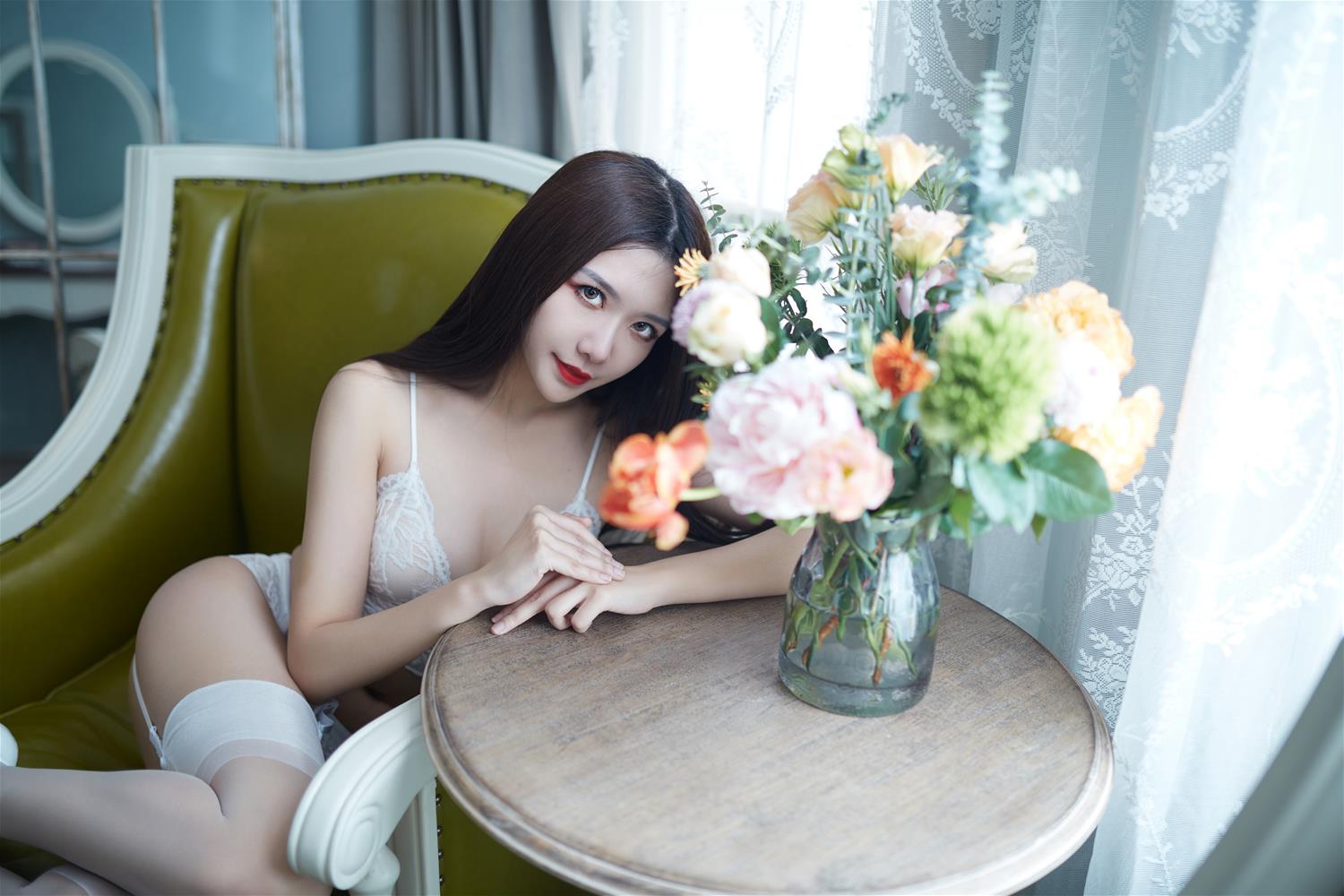 源纱希喵喵喵 热天午后 [20P-387MB]