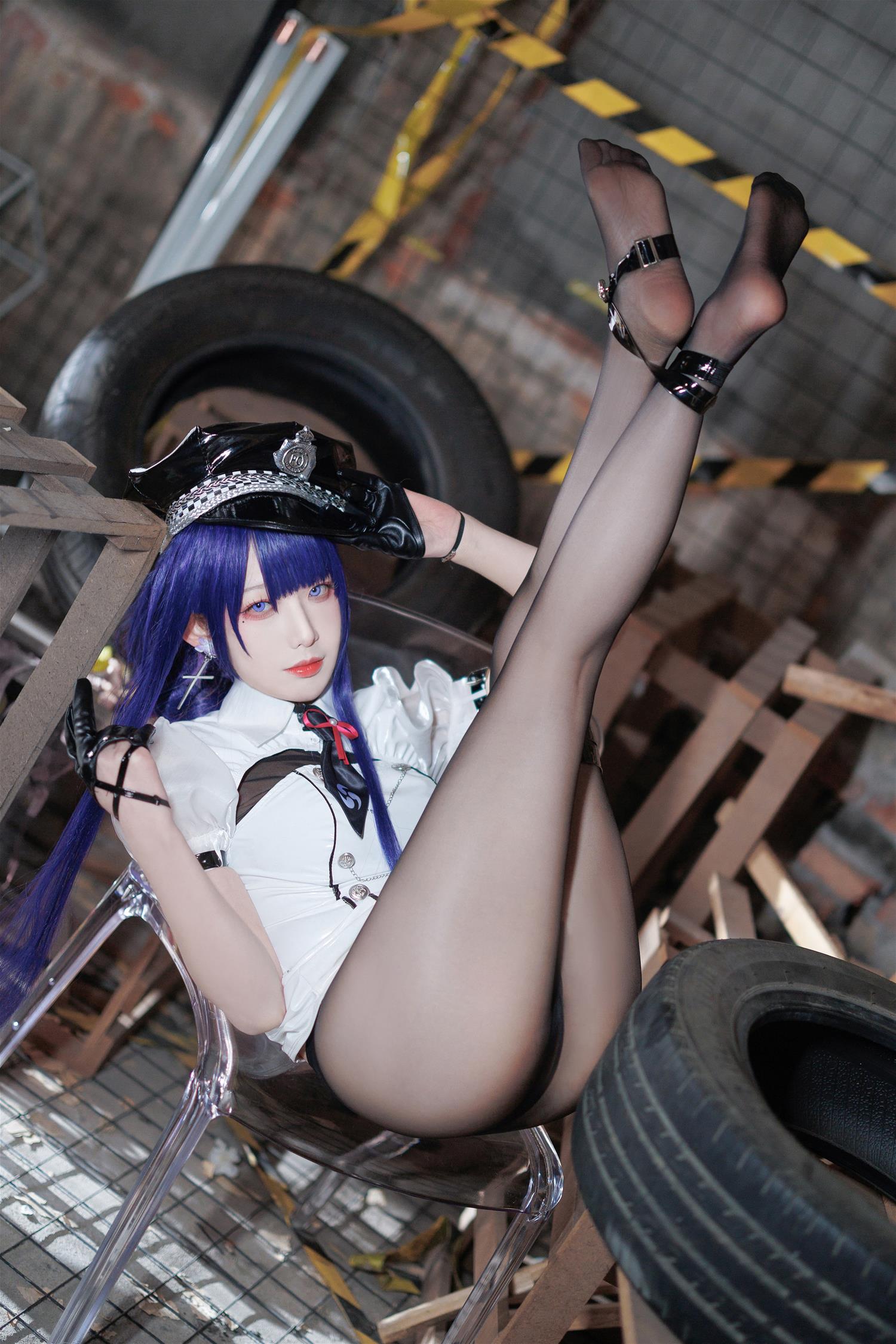 封疆疆 雷电将军女警 [38P-540MB]