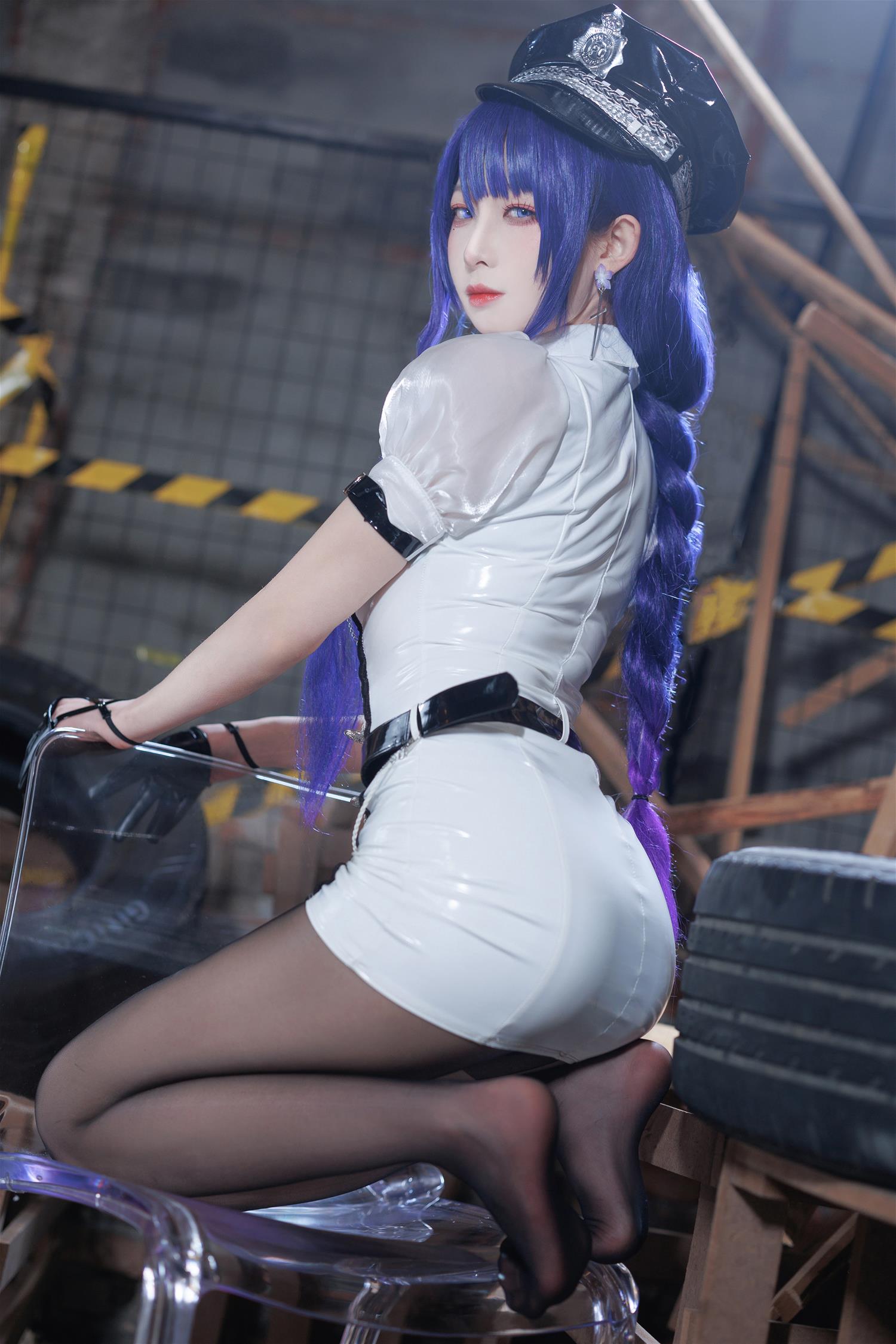 封疆疆 雷电将军女警 [38P-540MB]