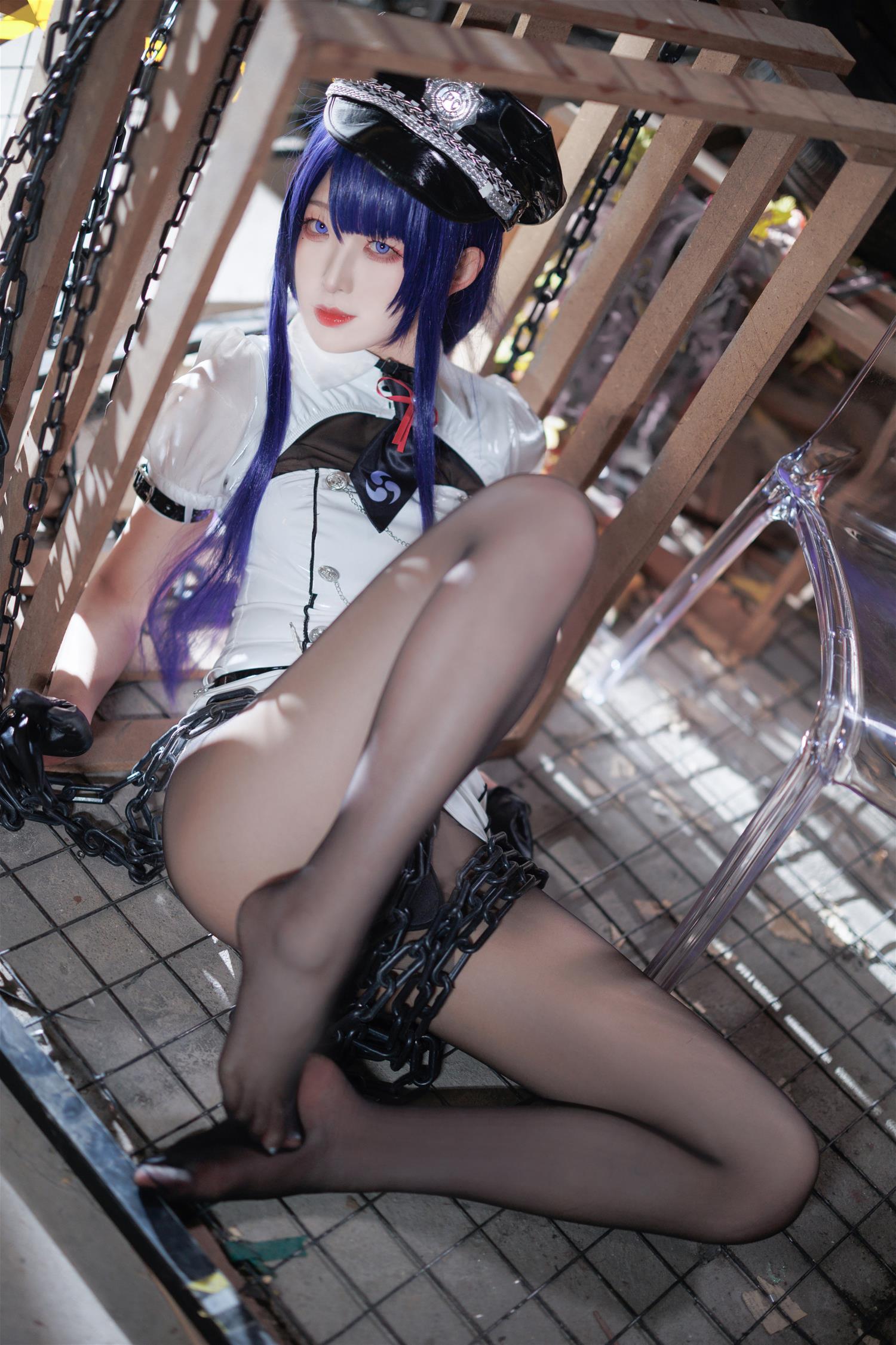 封疆疆 雷电将军女警 [38P-540MB]