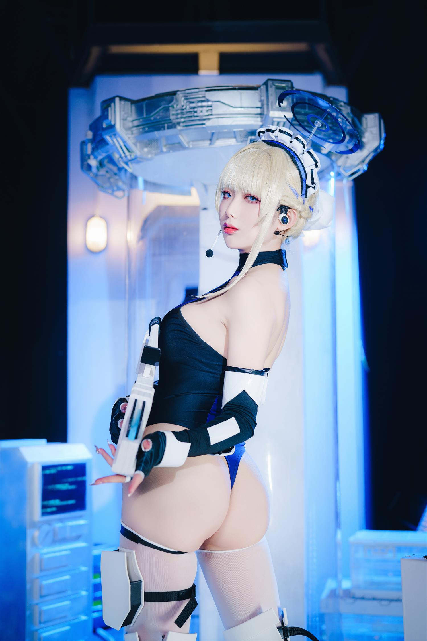 封疆疆 飞鸟马时竞泳 [41P-520MB]