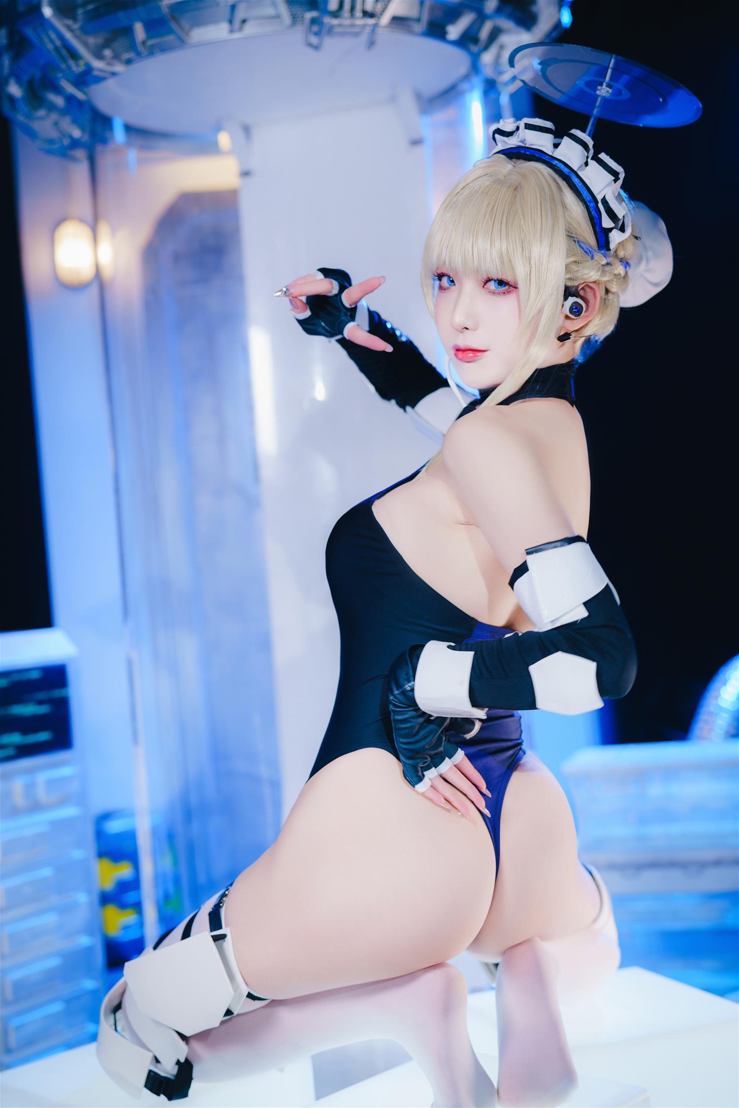 封疆疆 飞鸟马时竞泳 [41P-520MB]