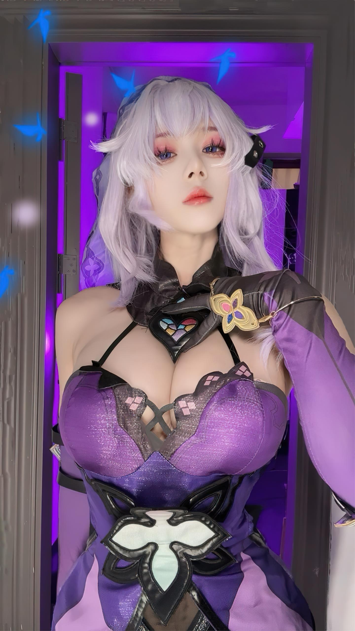 九言 黑天鹅 [45P6V-230MB]