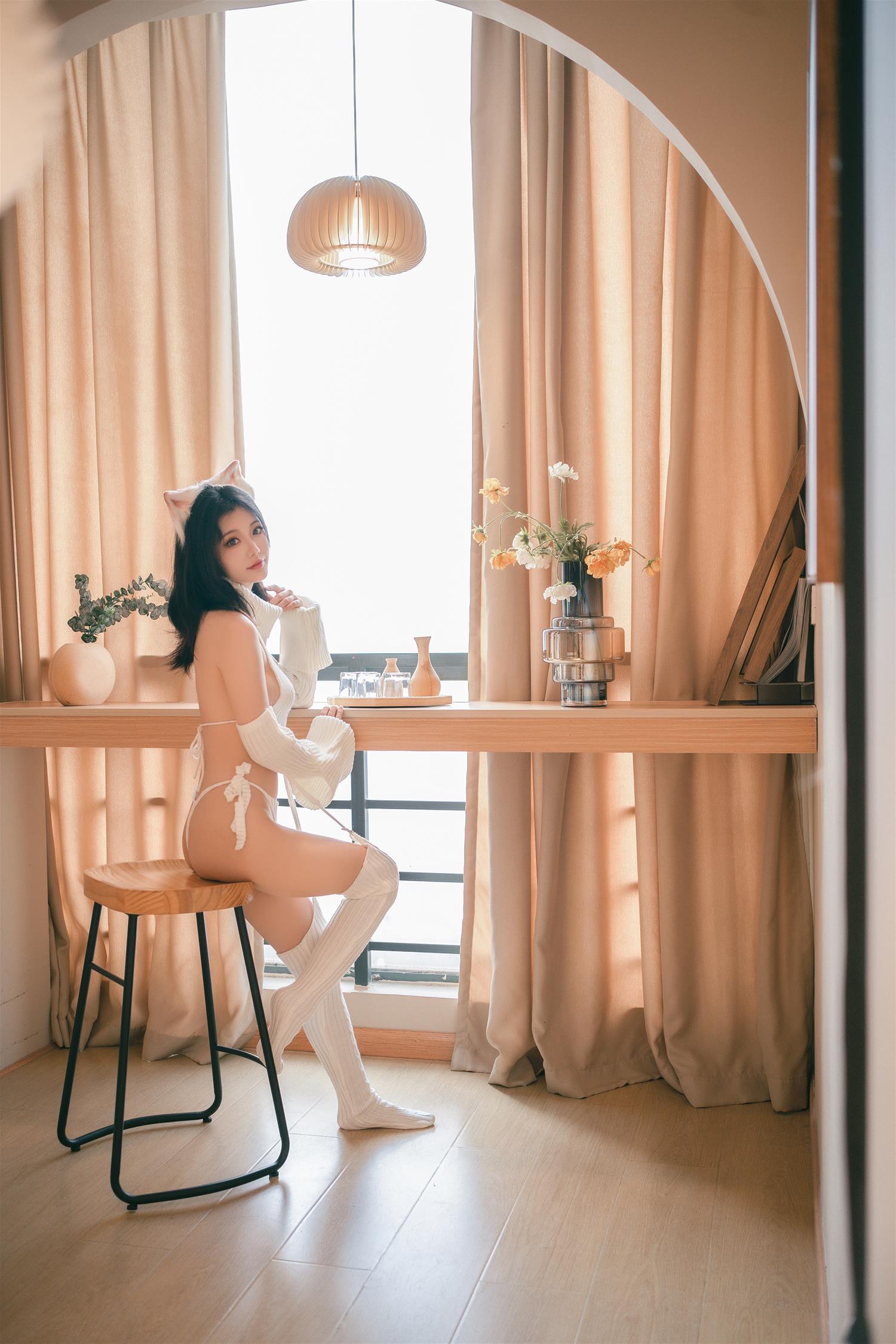 桃良阿宅 白毛衣 [65P-311MB]