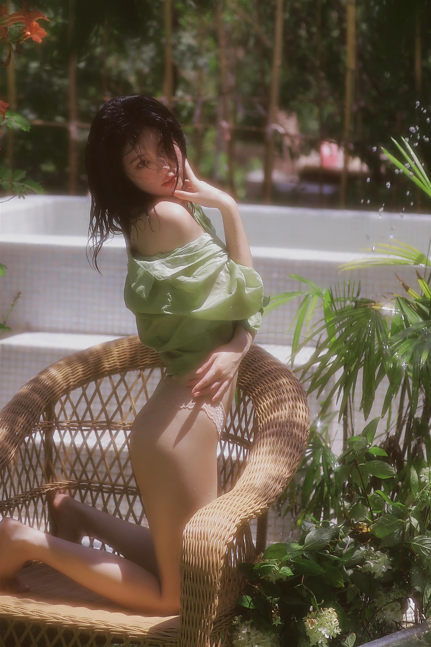 桃良阿宅 绿意 [23P-111MB]