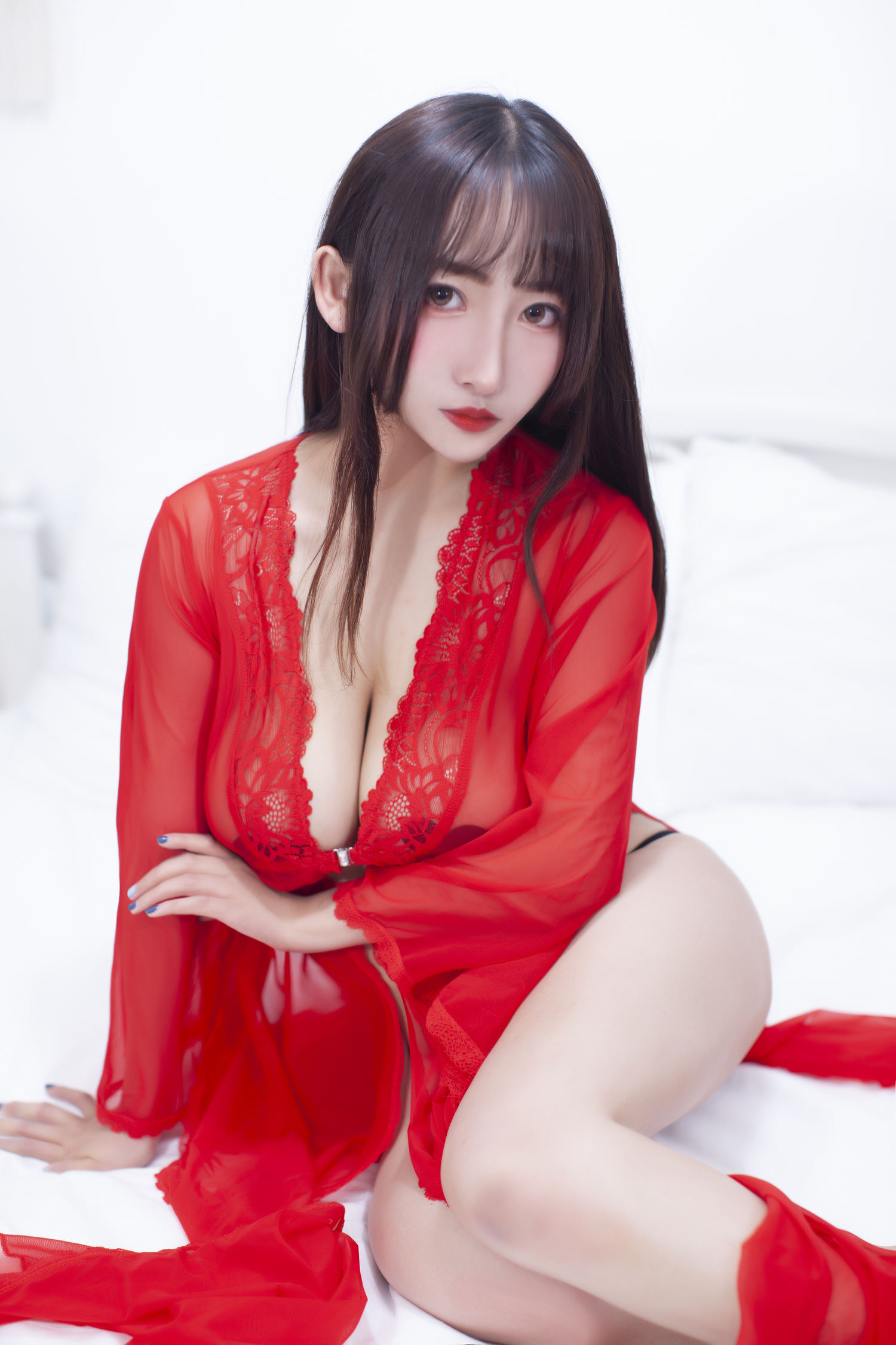 柠小乐 夏红纱 [12P-96MB]