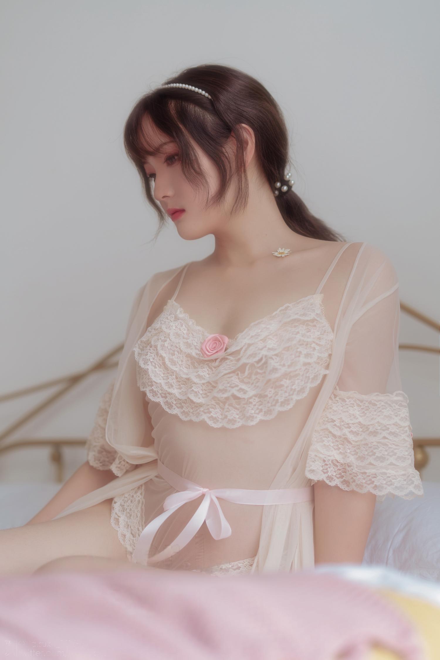 Natsuko夏夏子 雏菊 [43P-114MB]