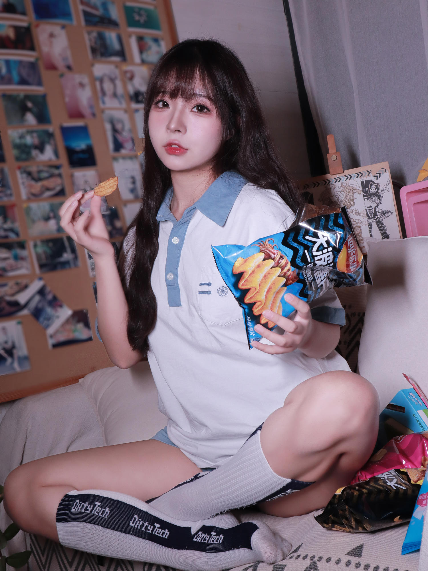 yuuhui玉汇 蓝白条少女 [81P-807MB]