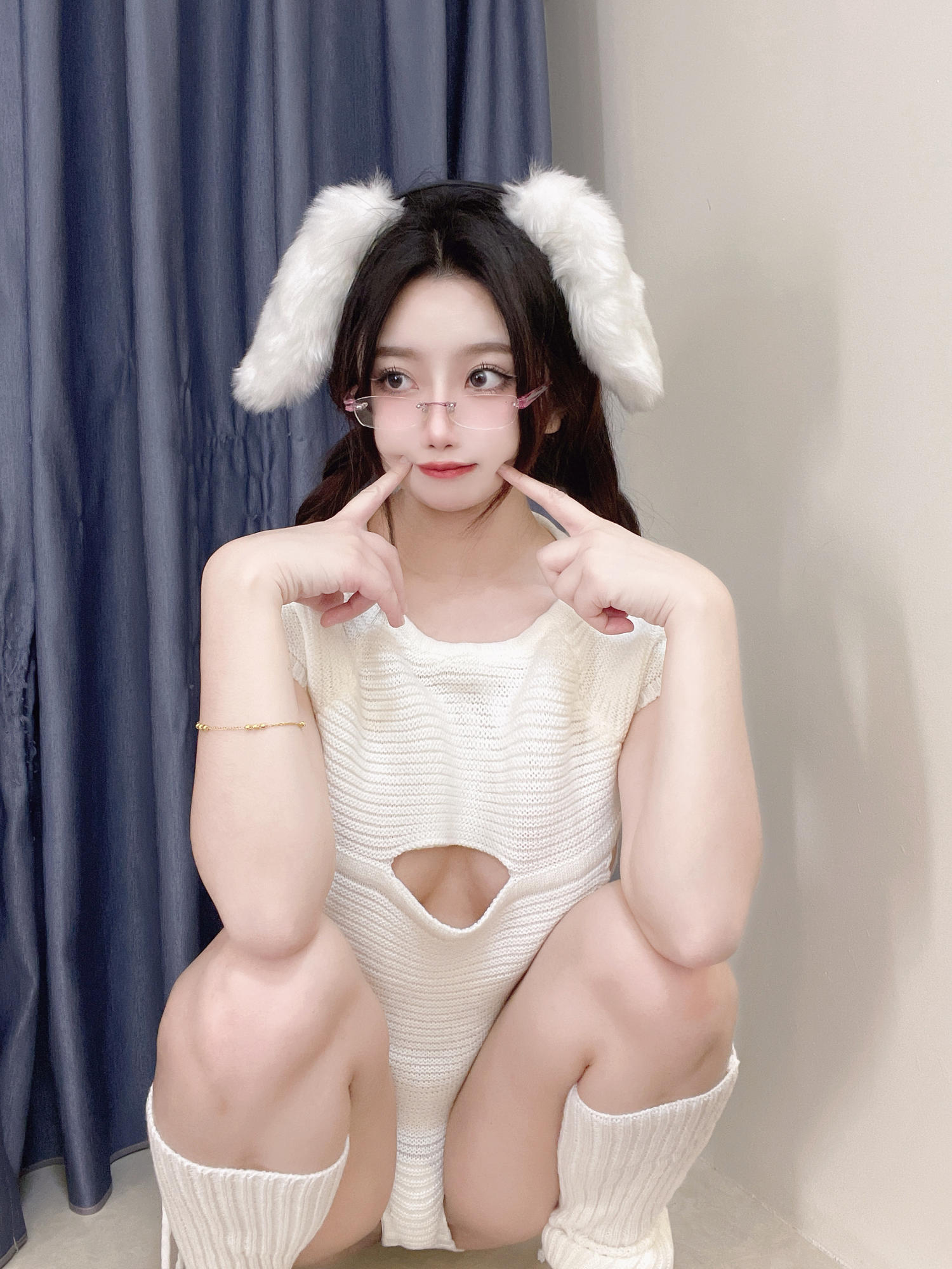 鬼畜瑶在不在w 毛衣小兔子 [40P-327MB]