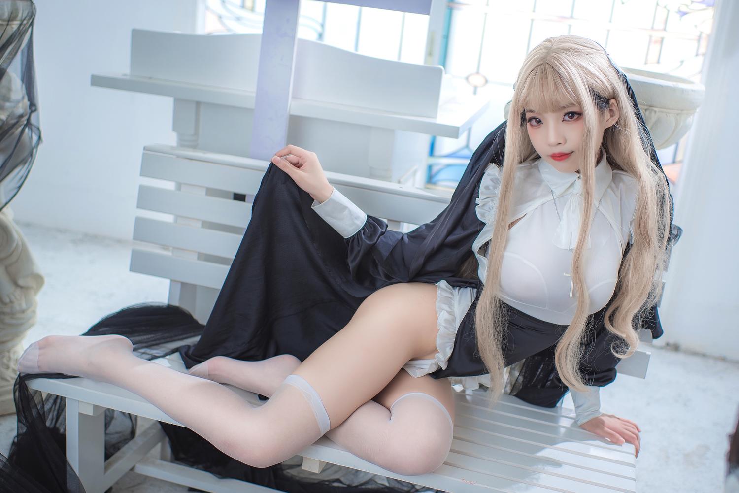 狐玖玖 修女 [24P-166MB]