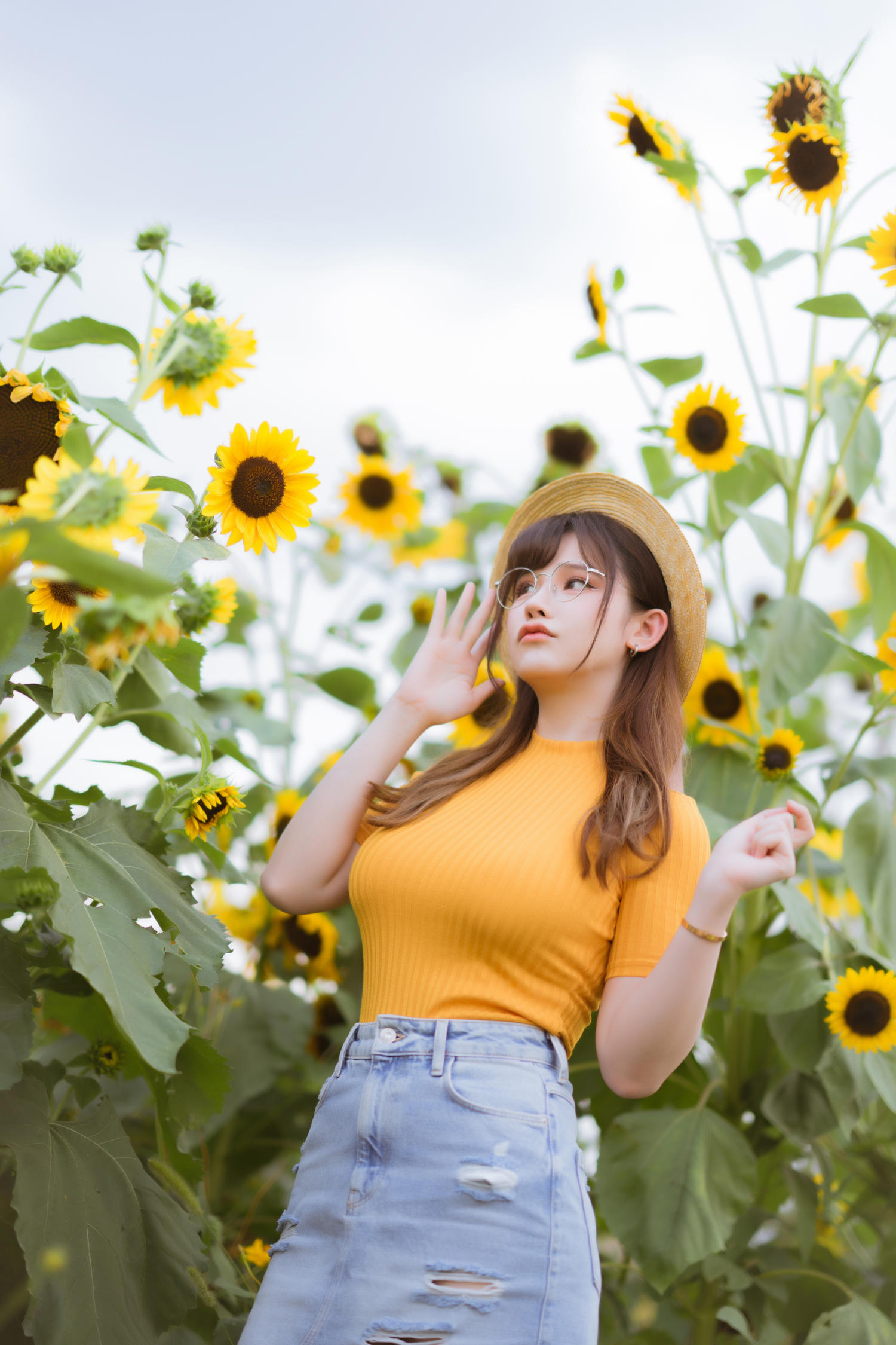 前羽_rr 向日葵 [11P-137MB]