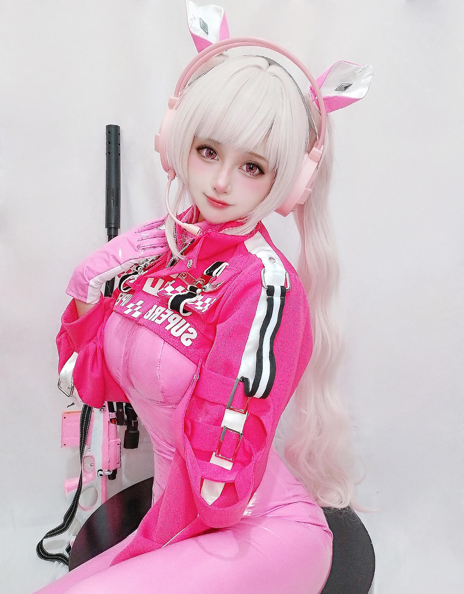 凛子酱 NIKKE 胜利女神 爱丽丝 [12P-37MB]