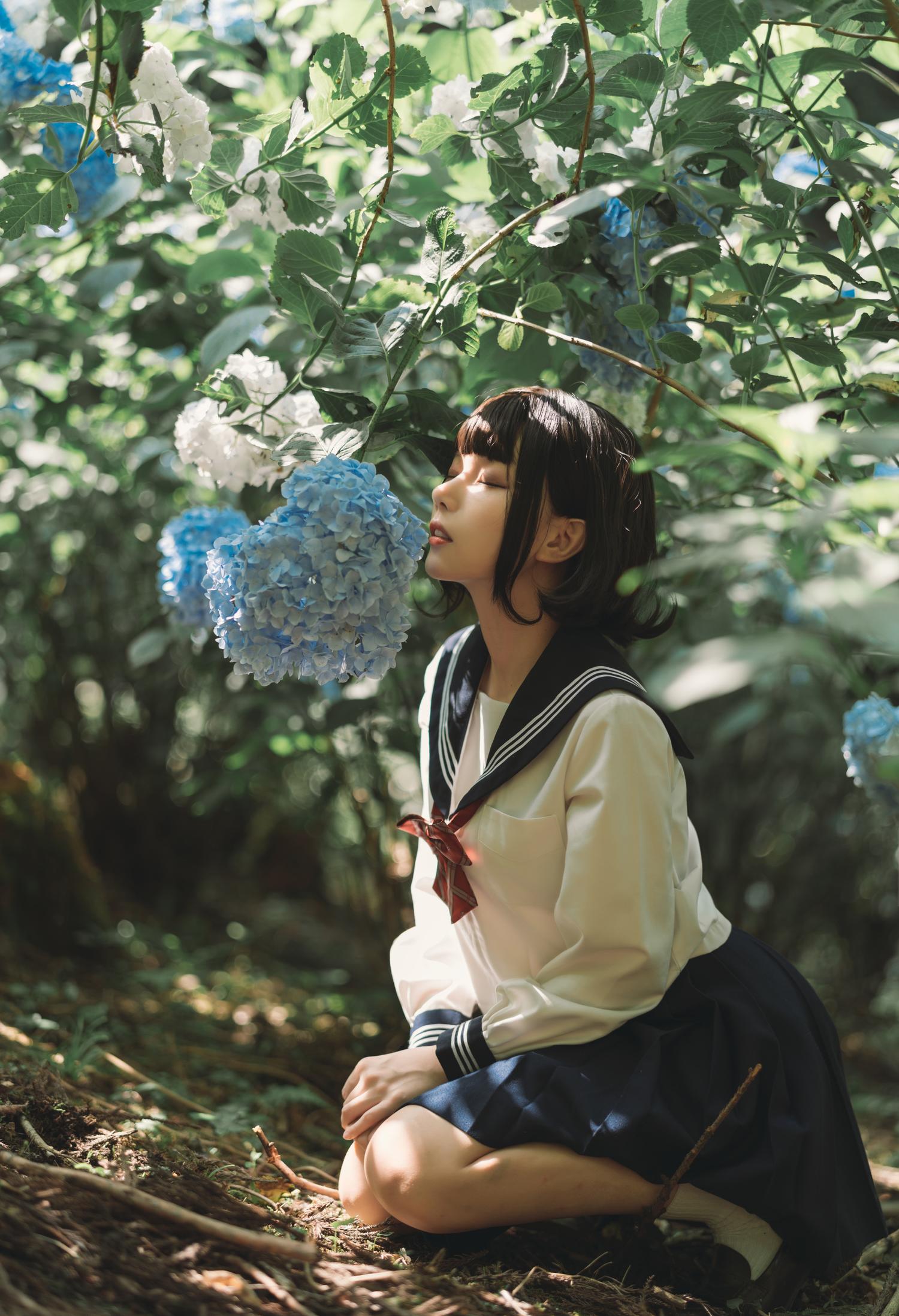 凛子酱 紫阳花 [27P-107MB]