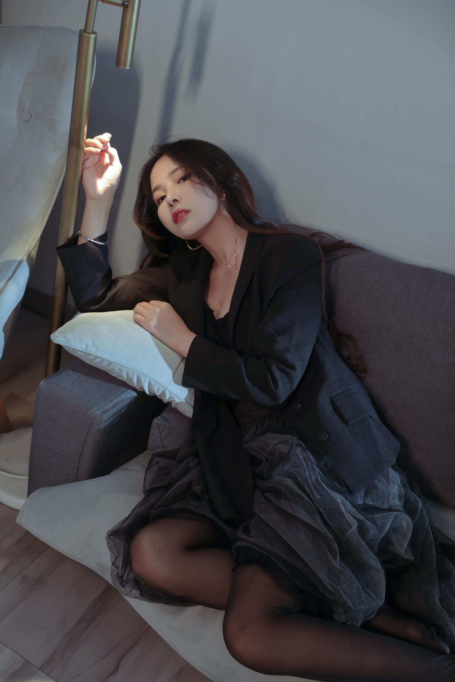 苏嫣嫣阿姨 黑色御姐风格大象 [31P-268MB]