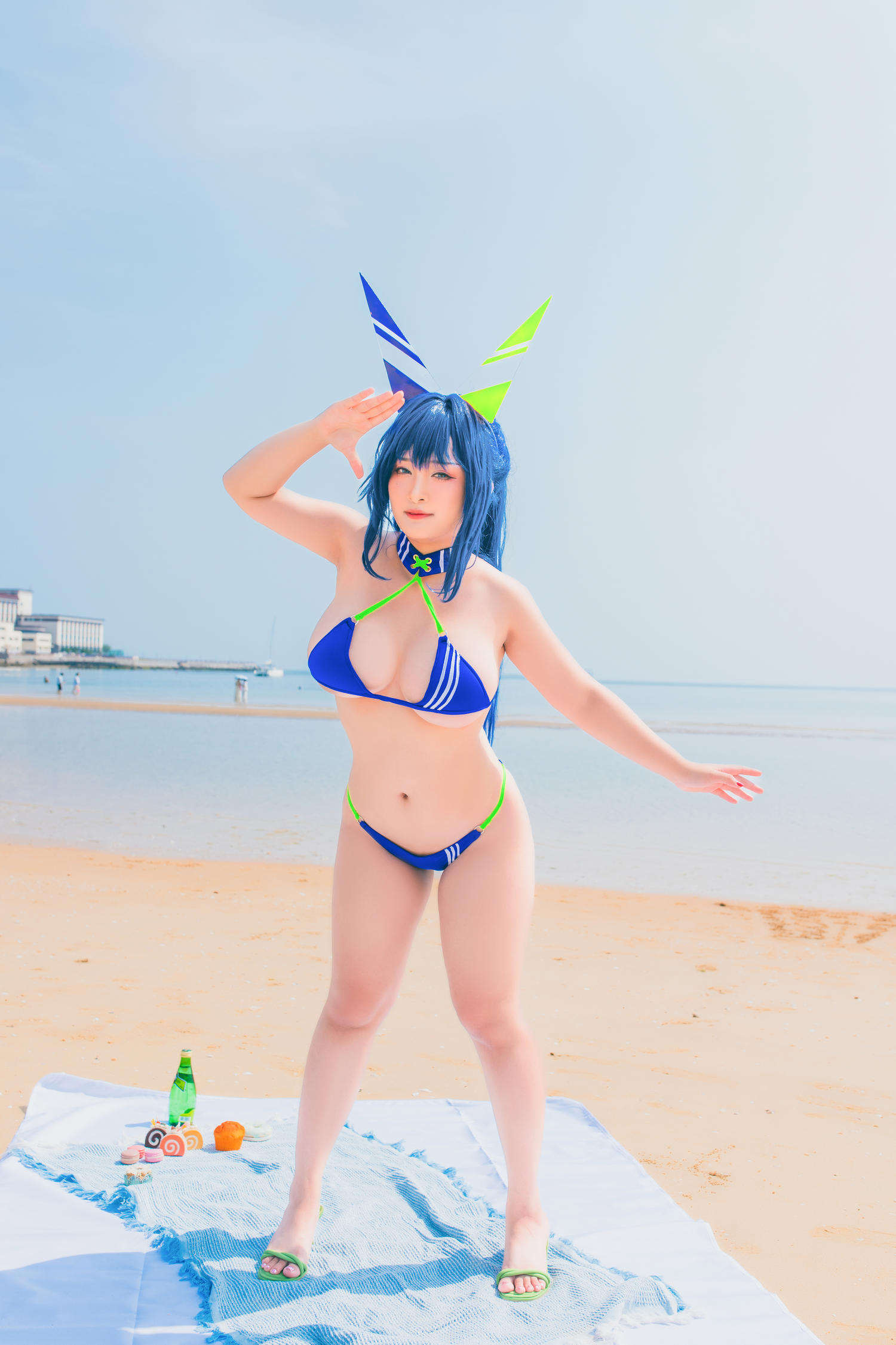 洛璃 LoLiSAMA 热恋的盛夏 花园泳装 [66P-565MB]