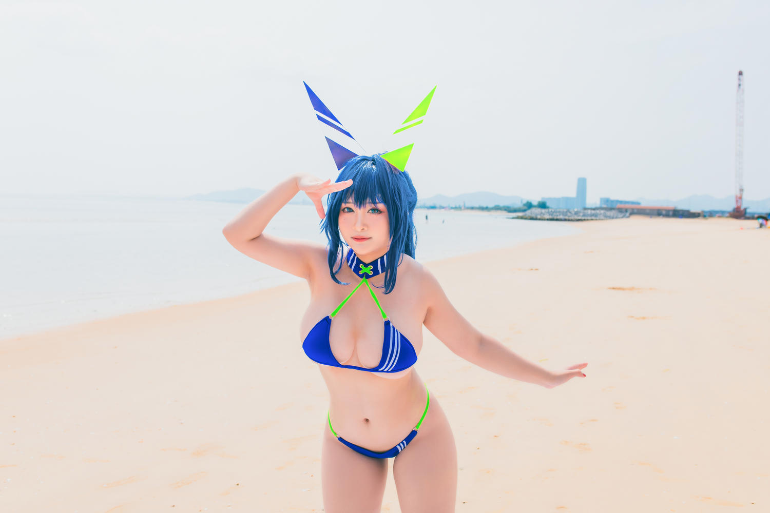 洛璃 LoLiSAMA 热恋的盛夏 花园泳装 [66P-565MB]