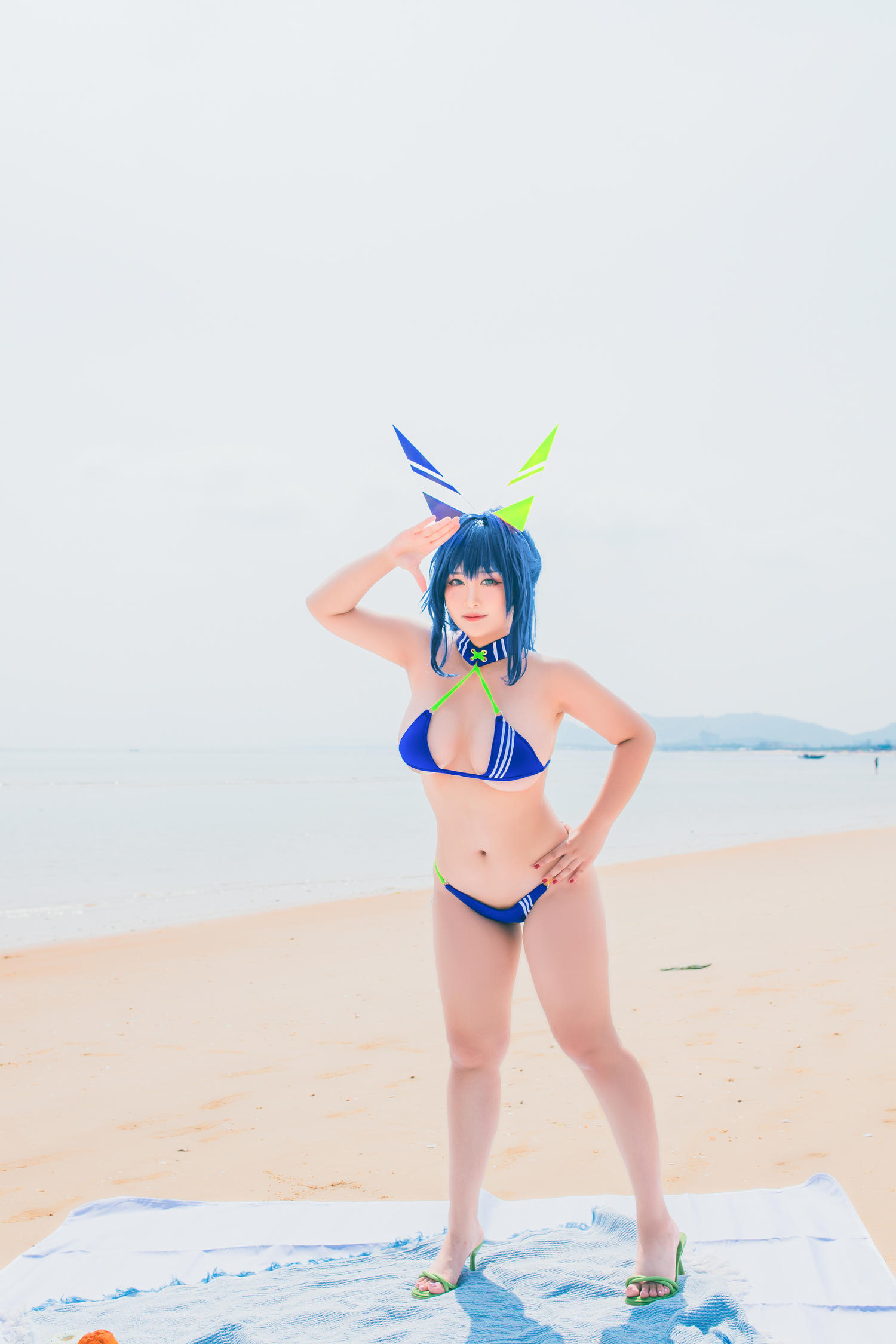 洛璃 LoLiSAMA 热恋的盛夏 花园泳装 [66P-565MB]