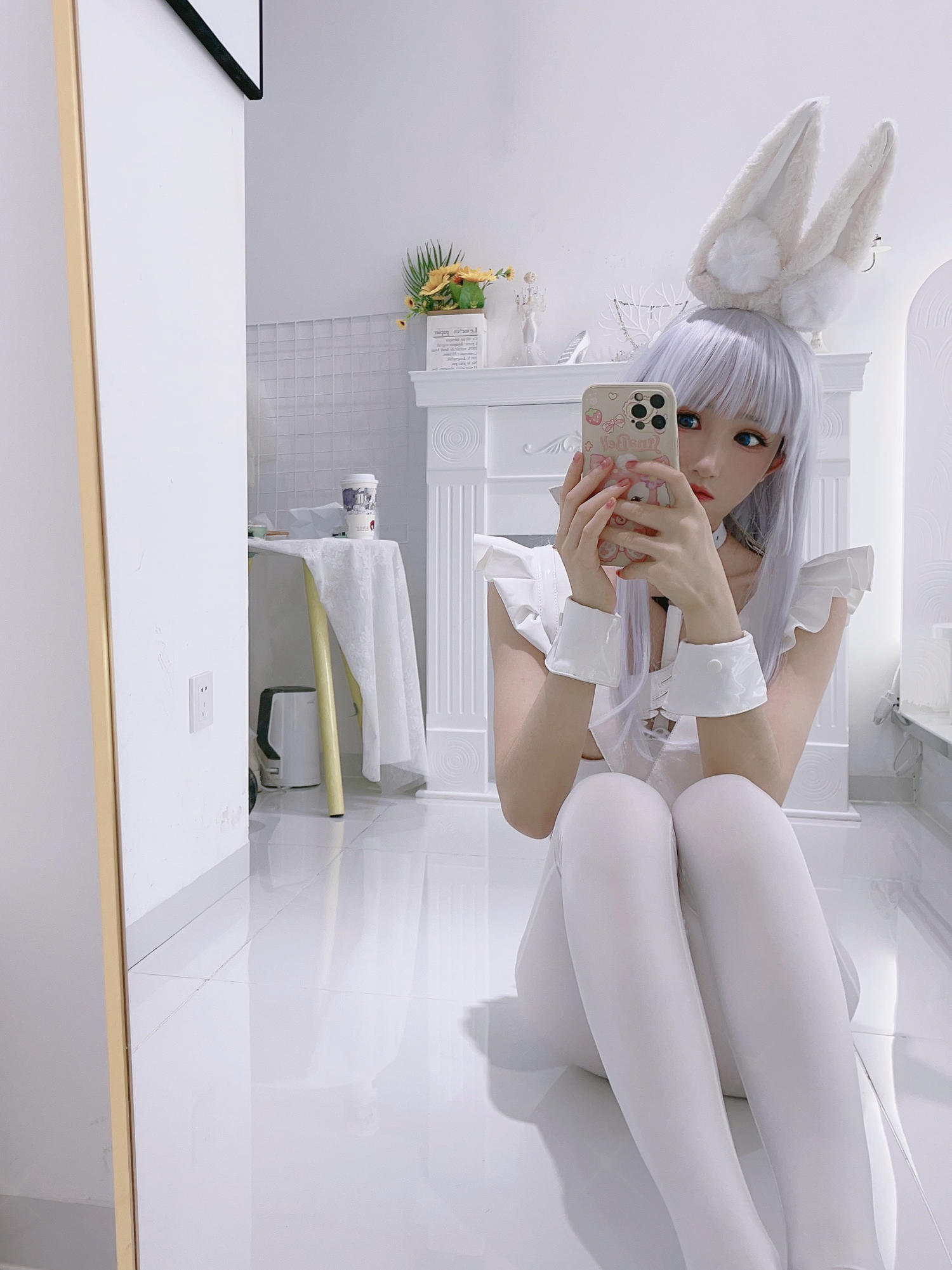 Coser衣衣 恶毒兔女郎 [39P4V-432MB]