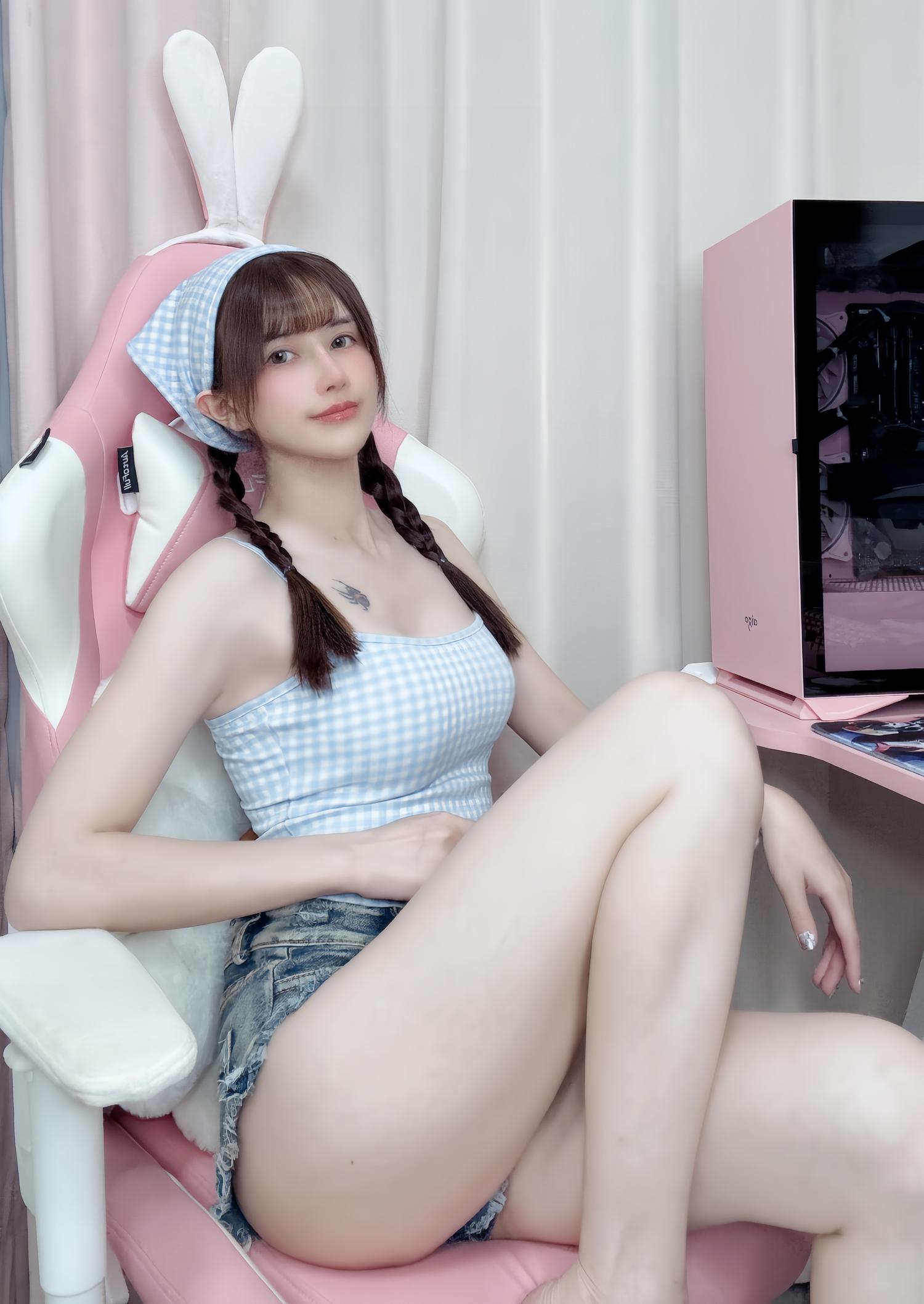 鹿八岁 家政服务 [40P1V-669MB]