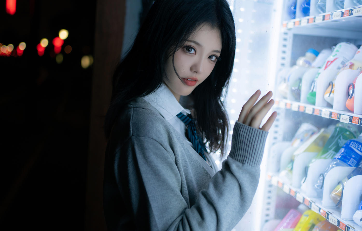 桃良阿宅 外出JK [43P-388MB]