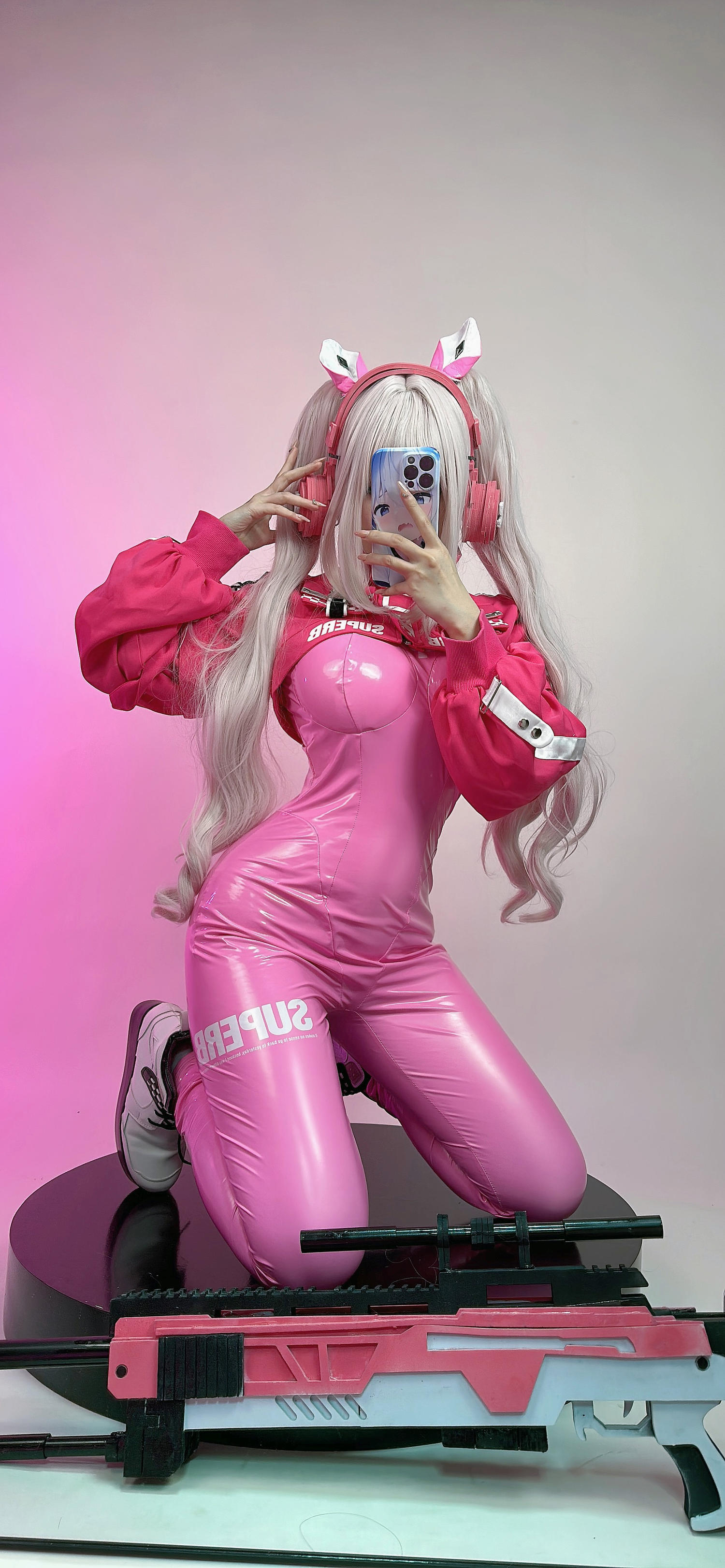 miko酱ww 2023年05月合集 [297P-1.45GB]