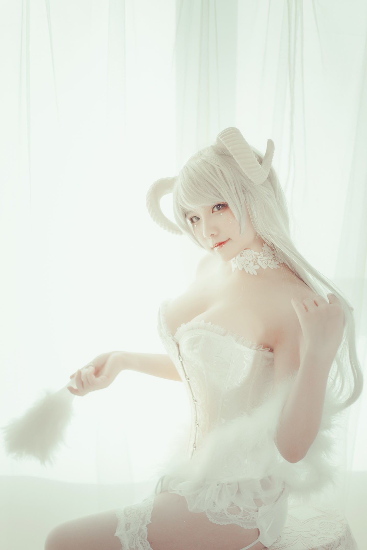 阿半今天很开心 白色 [24P-169MB]