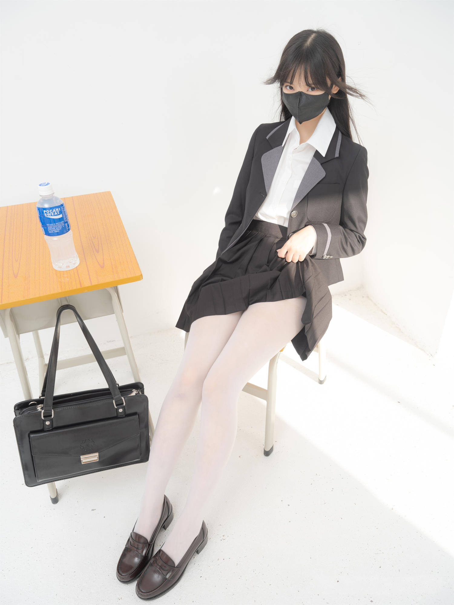 紧急企划 内部-00C 见希w 职员 [91P-192MB]