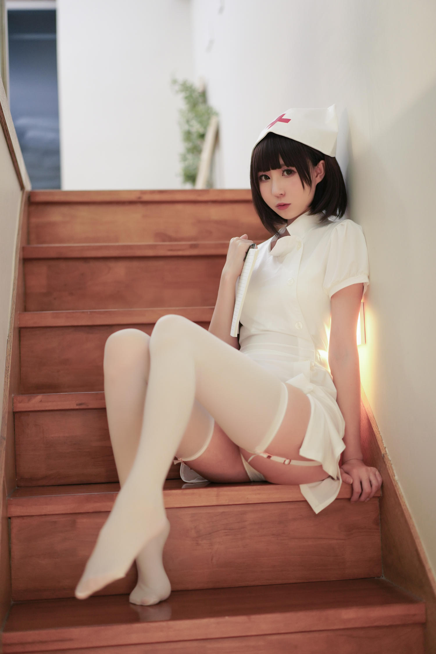 西园寺南歌 - 护士 [20P]