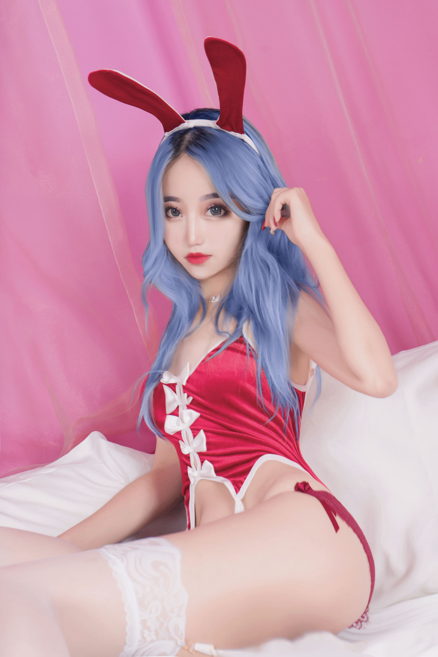 eloise软软 - 圣诞小兔 [12P]