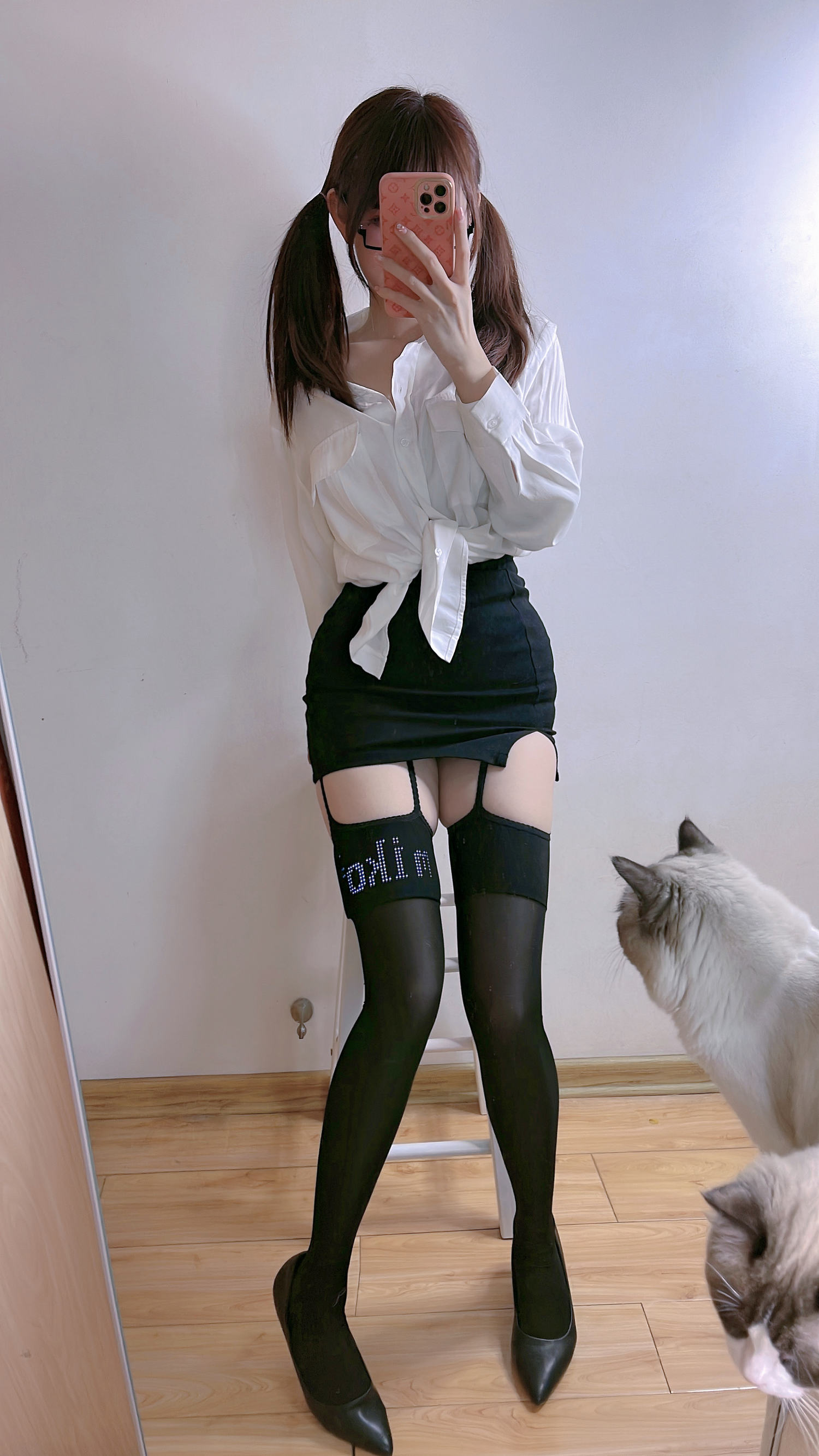 miko酱ww 自拍系列mikoの黑丝04 [182P-1.31GB]