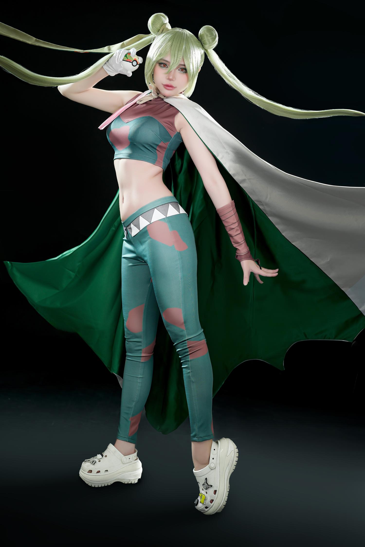 ZinieQ Hatsune Miku Project Voltage [40P10V-957MB]