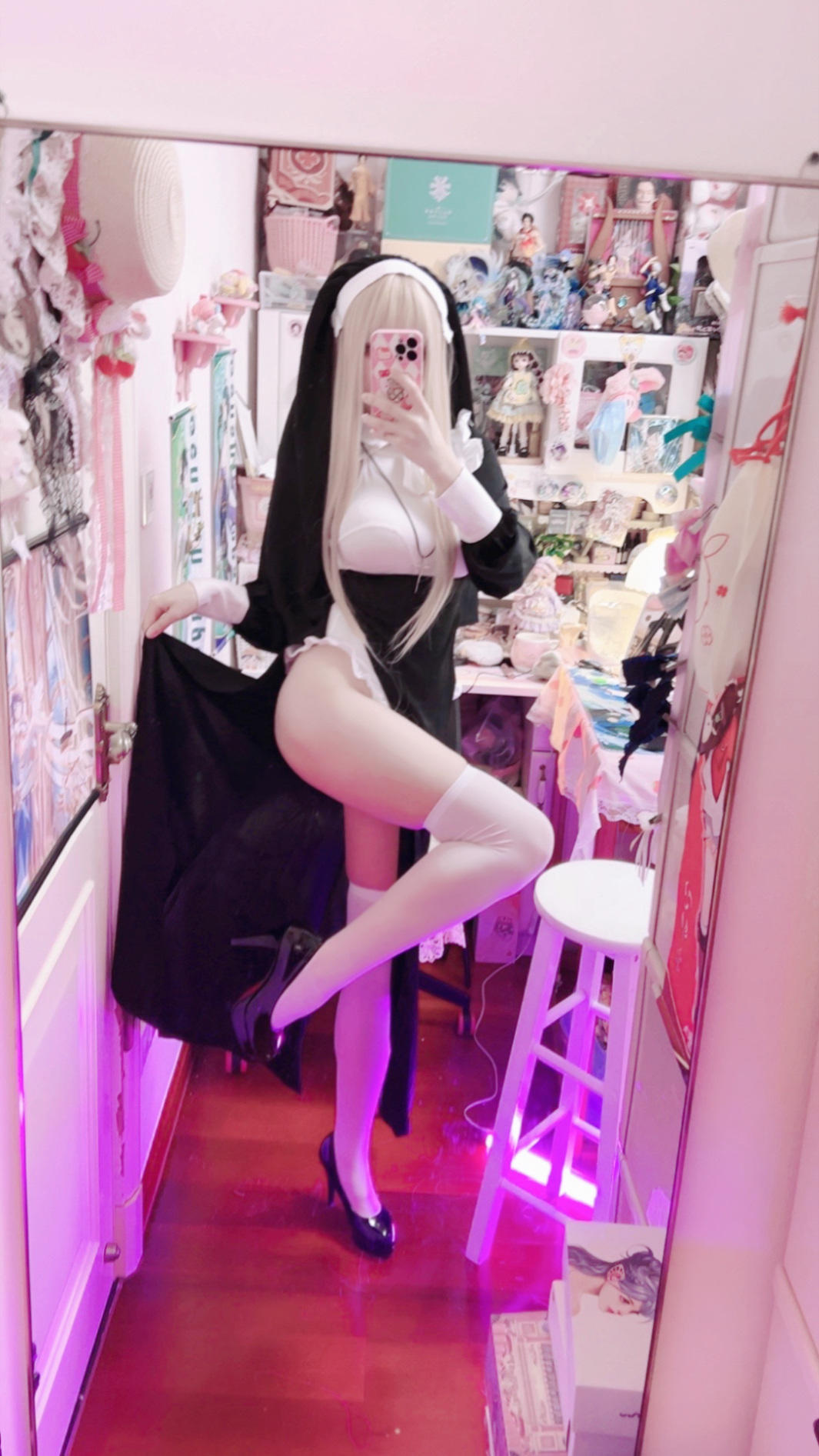 屑雪雪鸭 修女玛丽亚 光&影 [85P-59MB]