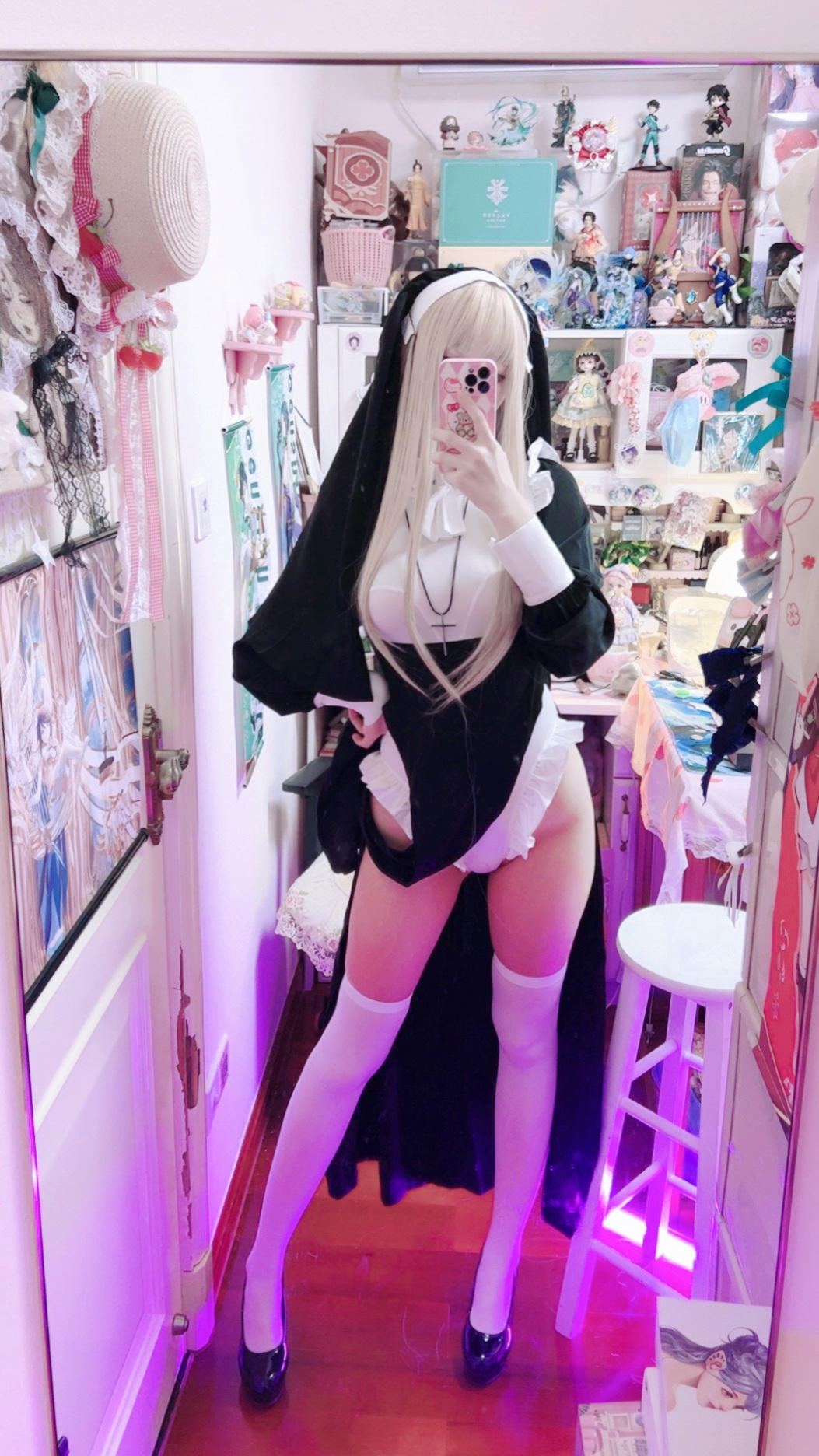 屑雪雪鸭 修女玛丽亚 光&影 [85P-59MB]