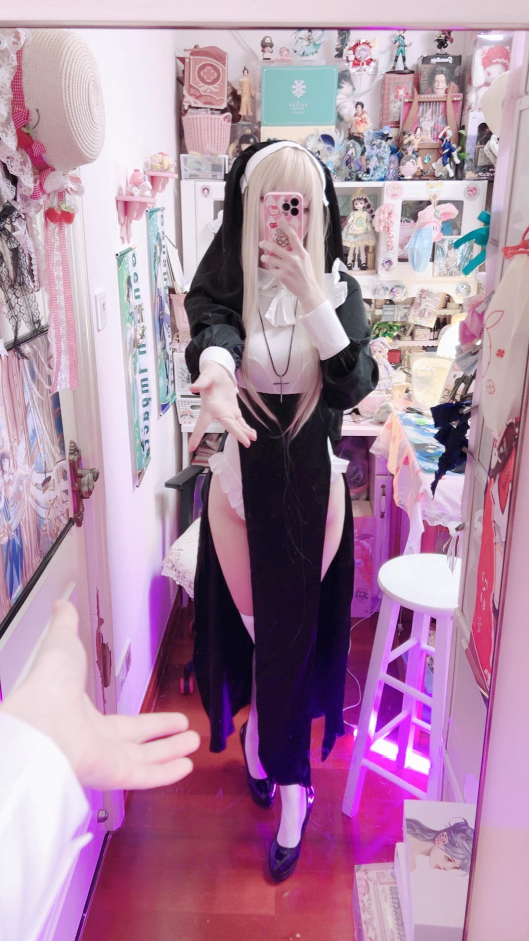 屑雪雪鸭 修女玛丽亚 光&影 [85P-59MB]